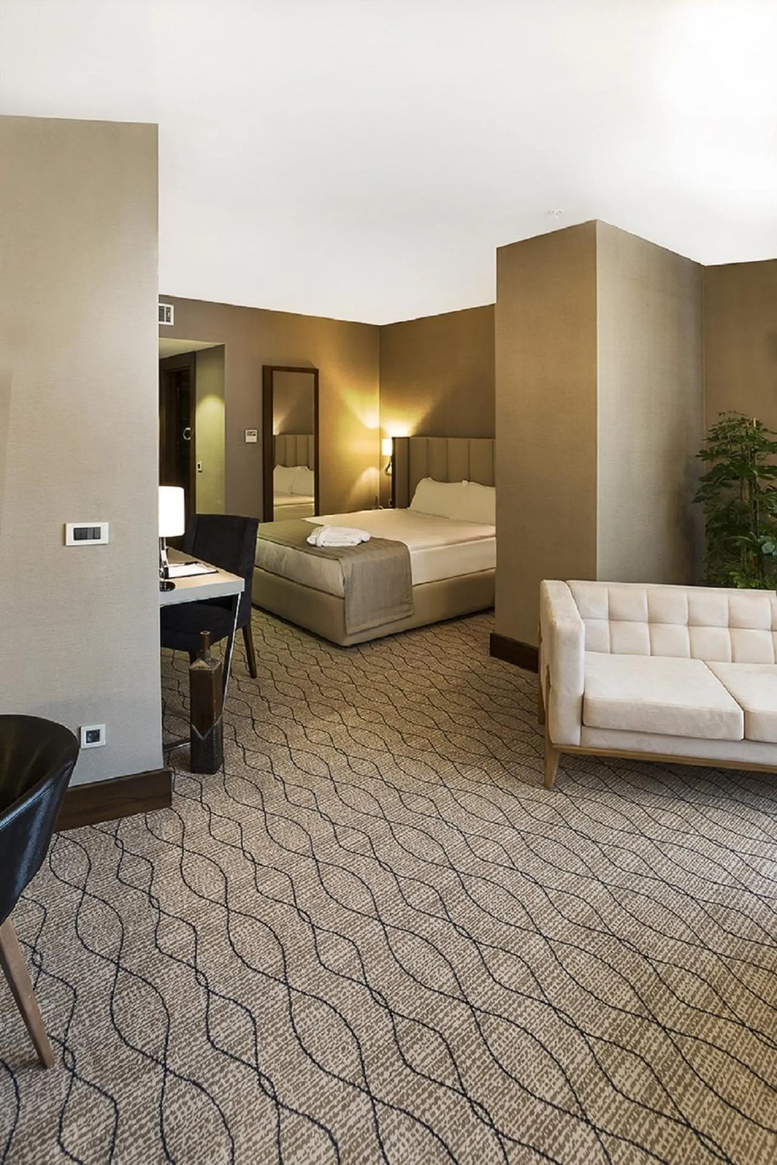 Photo of the whole room in Ramada by Wyndham Sakarya Hotel