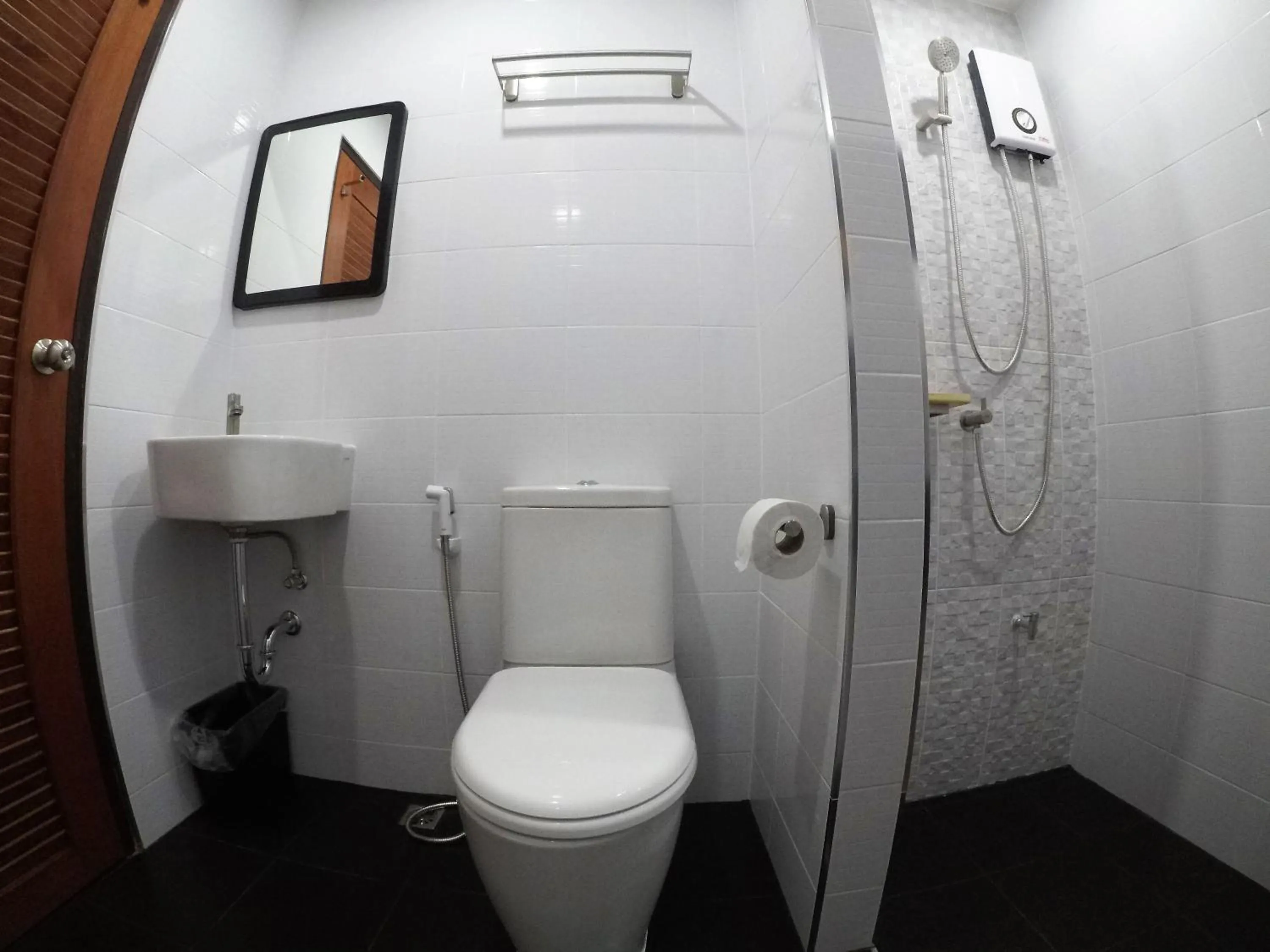 Shower in The Ghee House