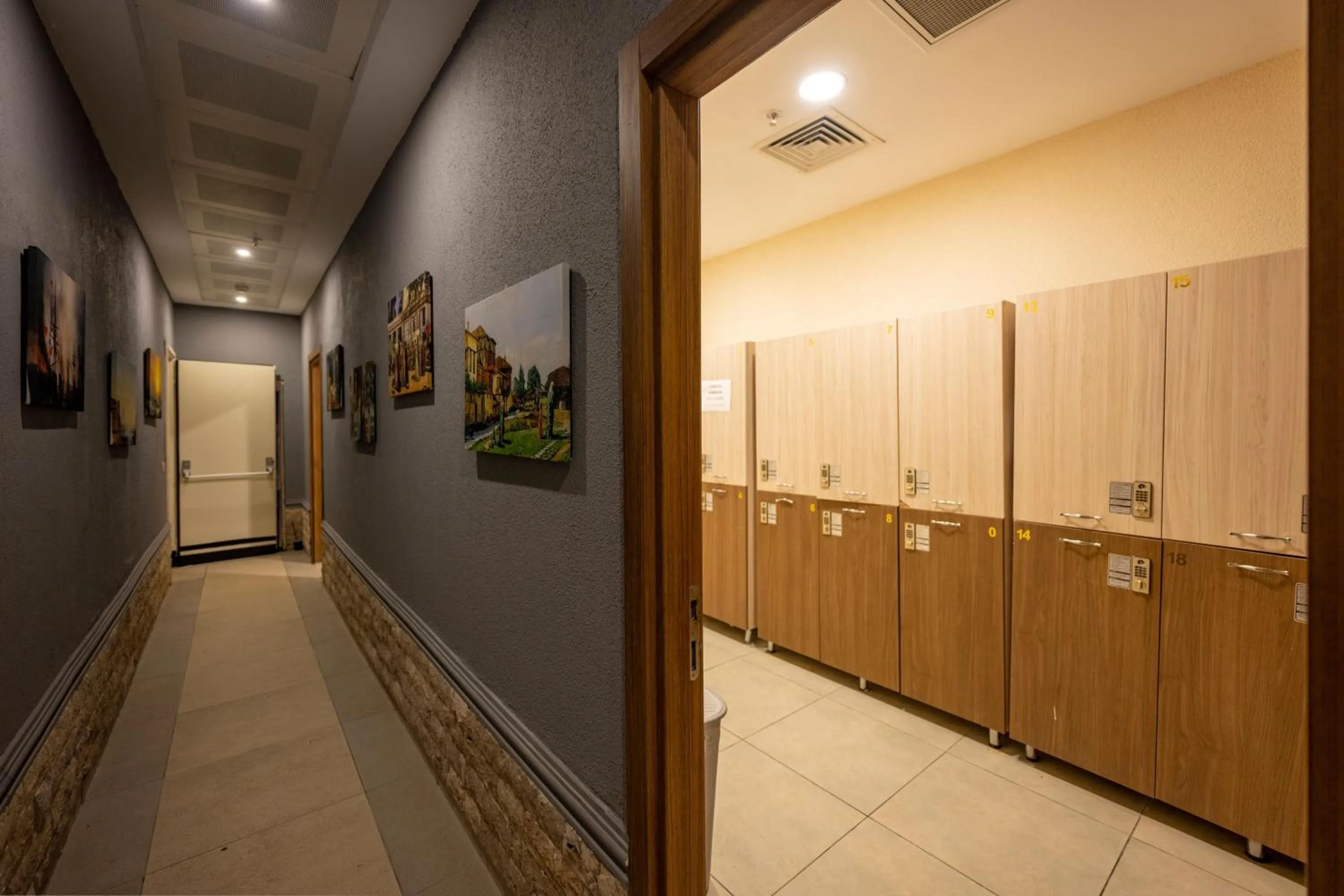 microwave in Harmony Hotel Merter & SPA