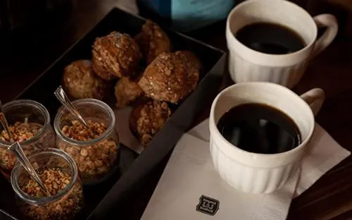 Restaurant/places to eat in Hotel Emma at Pearl on the Riverwalk