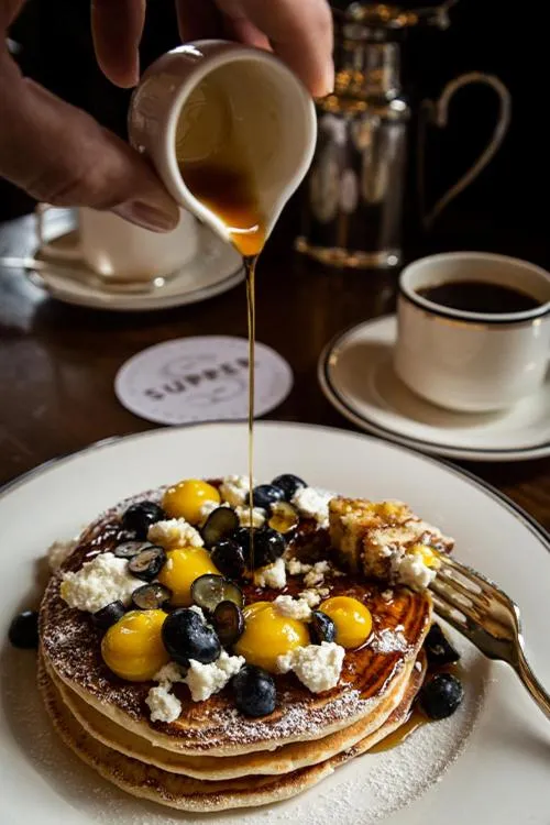 Restaurant/places to eat in Hotel Emma at Pearl on the Riverwalk