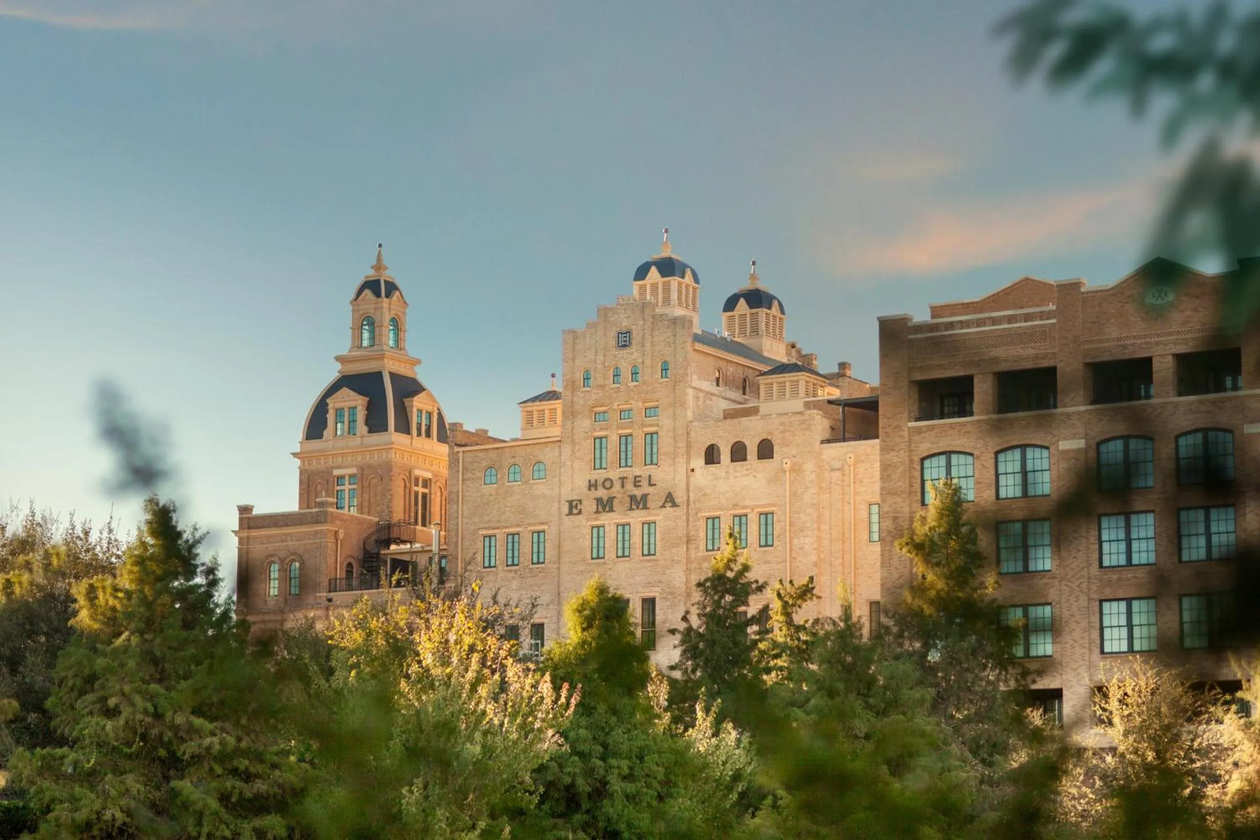 Property building in Hotel Emma at Pearl on the Riverwalk