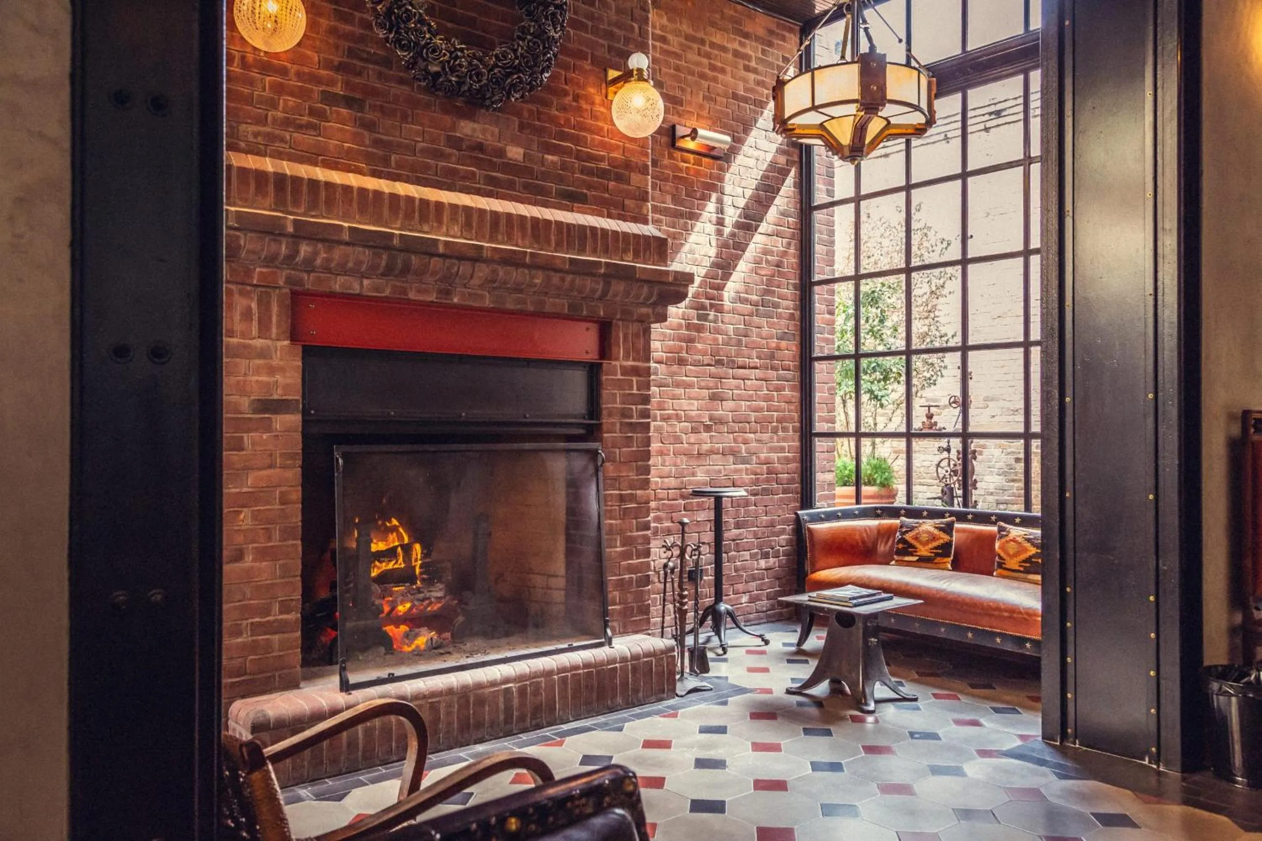 Seating area in Hotel Emma at Pearl on the Riverwalk