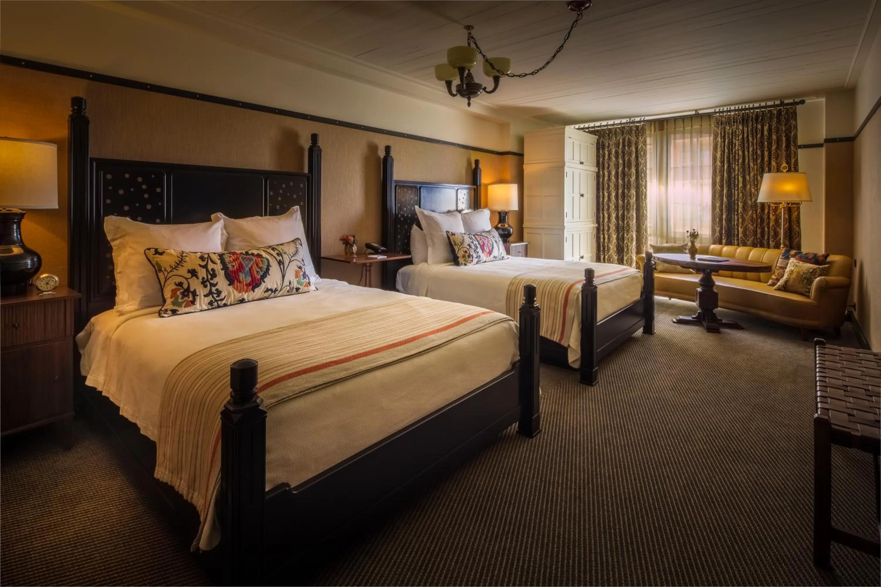 Bedroom, Bed in Hotel Emma at Pearl on the Riverwalk