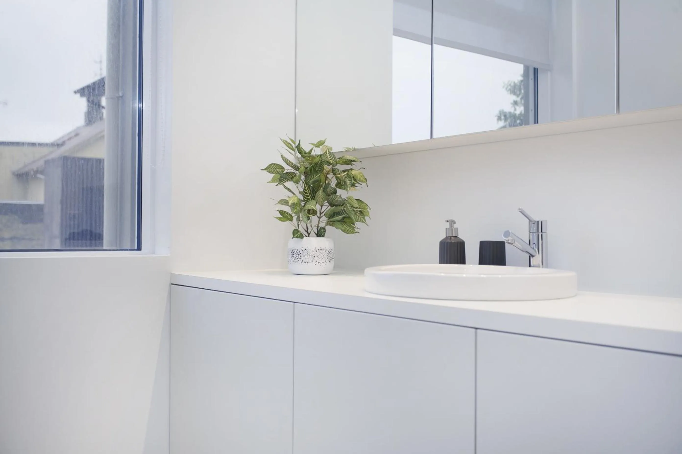 Shower in Blue Luxury Apartments