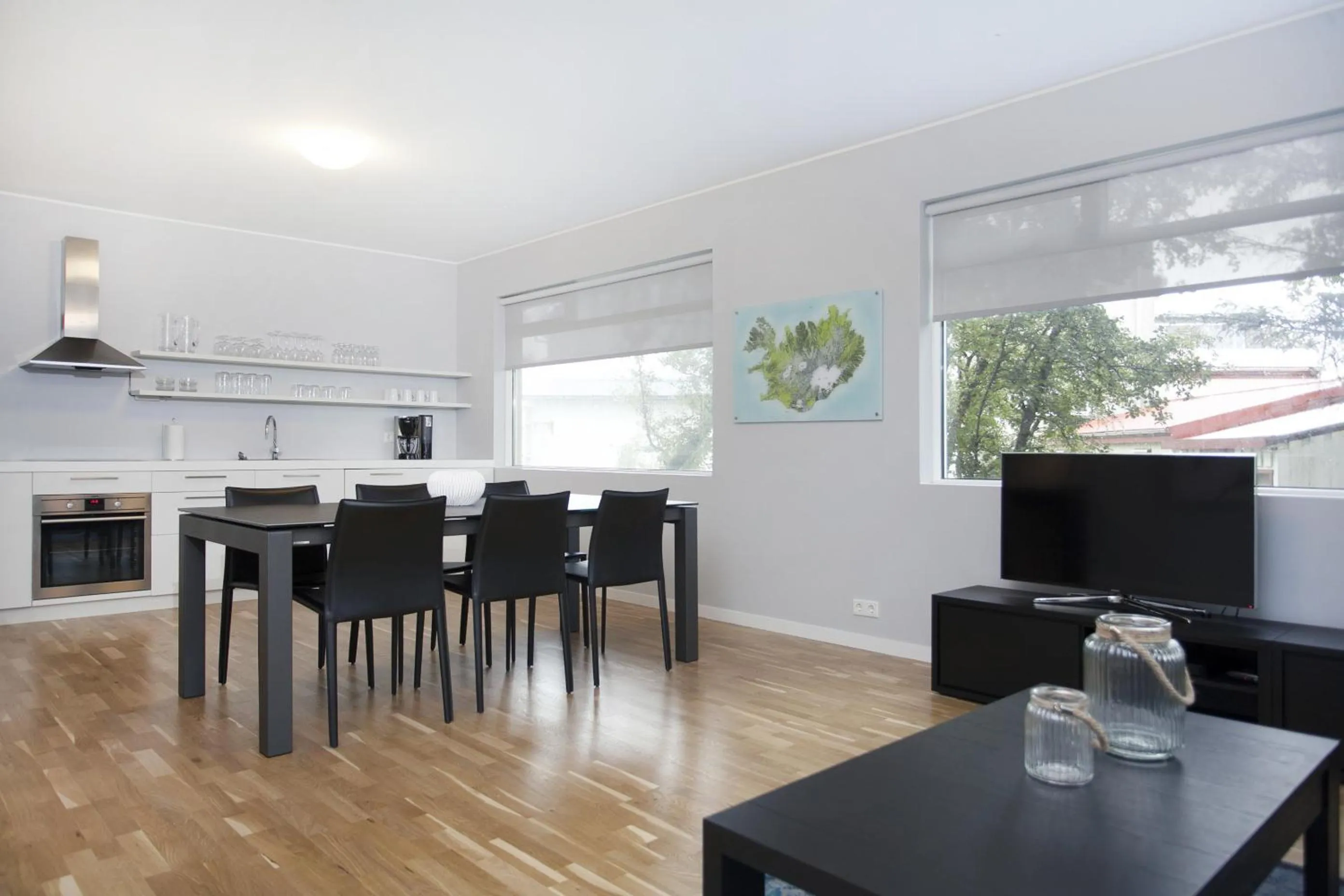 Day in Blue Luxury Apartments