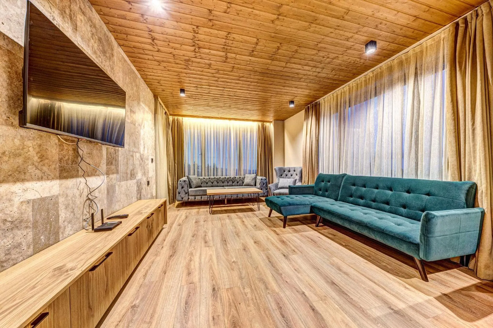 TV and multimedia in Grand Resort Pamporovo Apartments