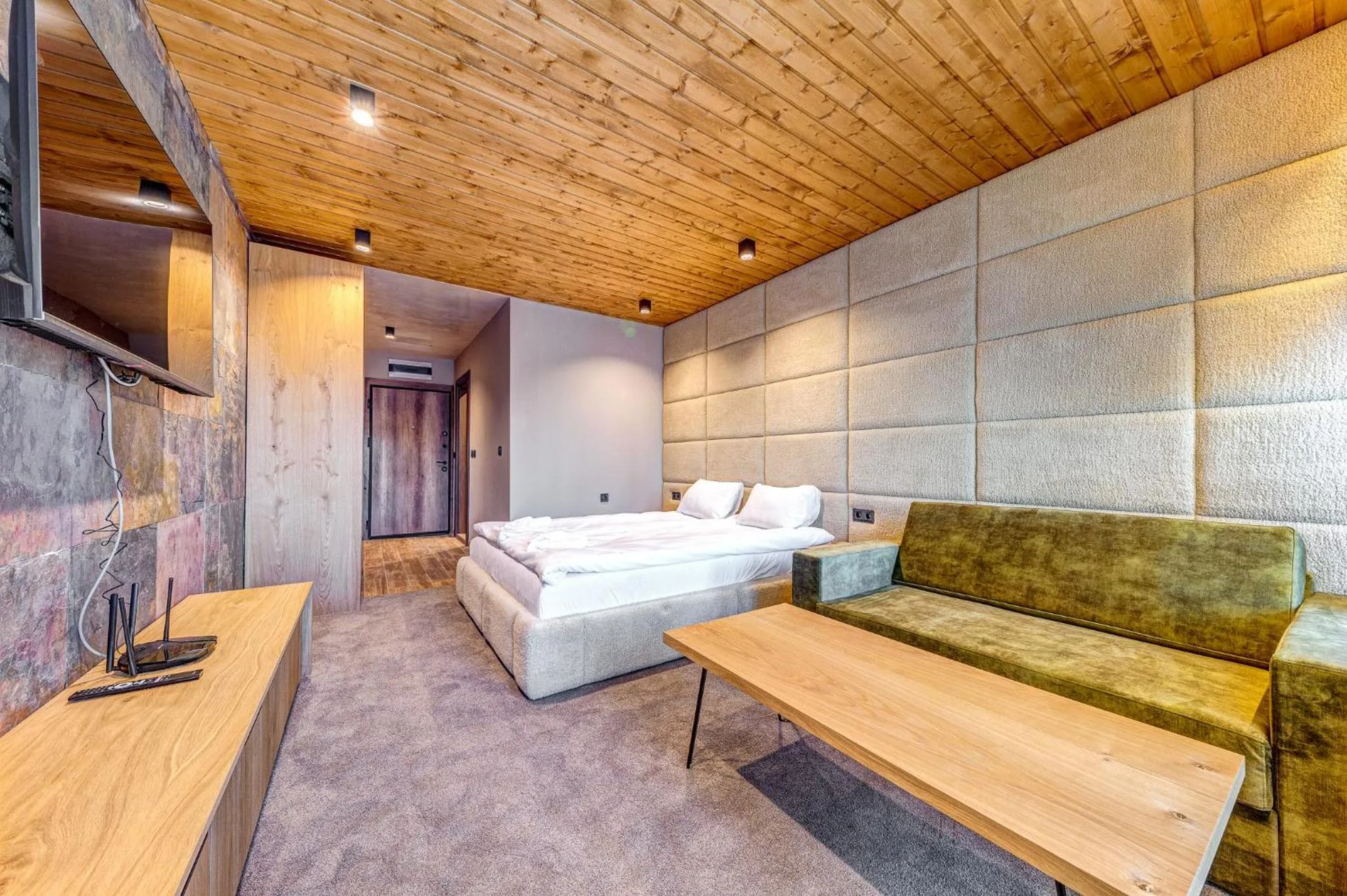 Bed in Grand Resort Pamporovo Apartments