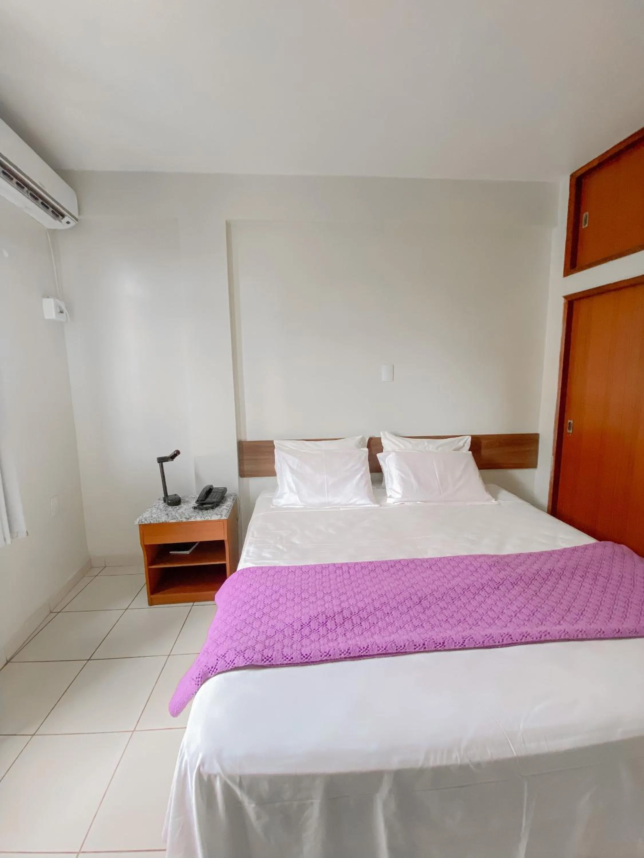 Bed in Principe Hotel