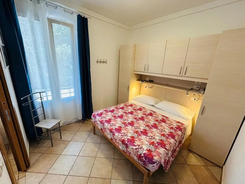 Small Double Room - single occupancy in Hotel Aurora