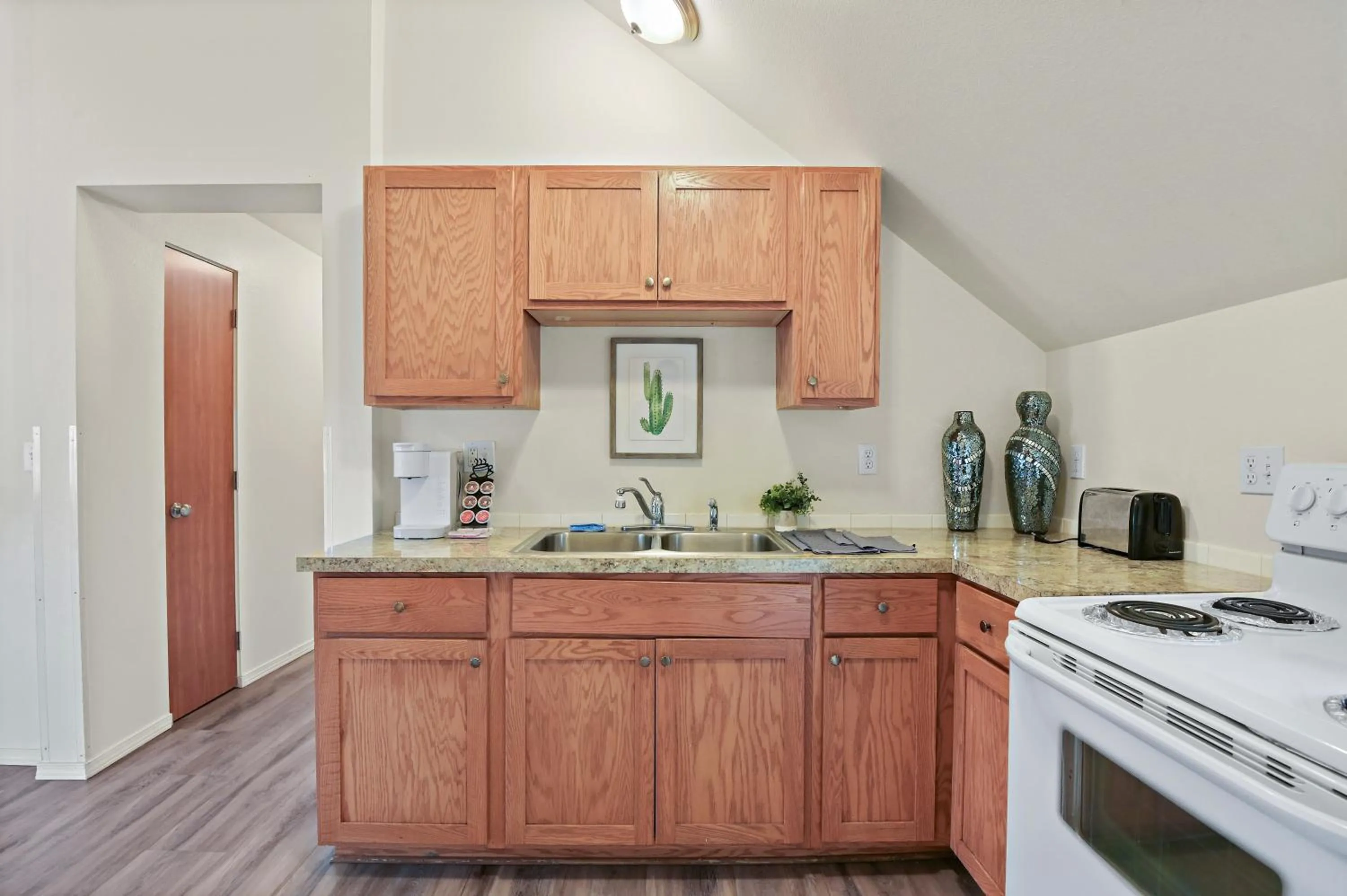 kitchen in Maple Leaf Manor Suites