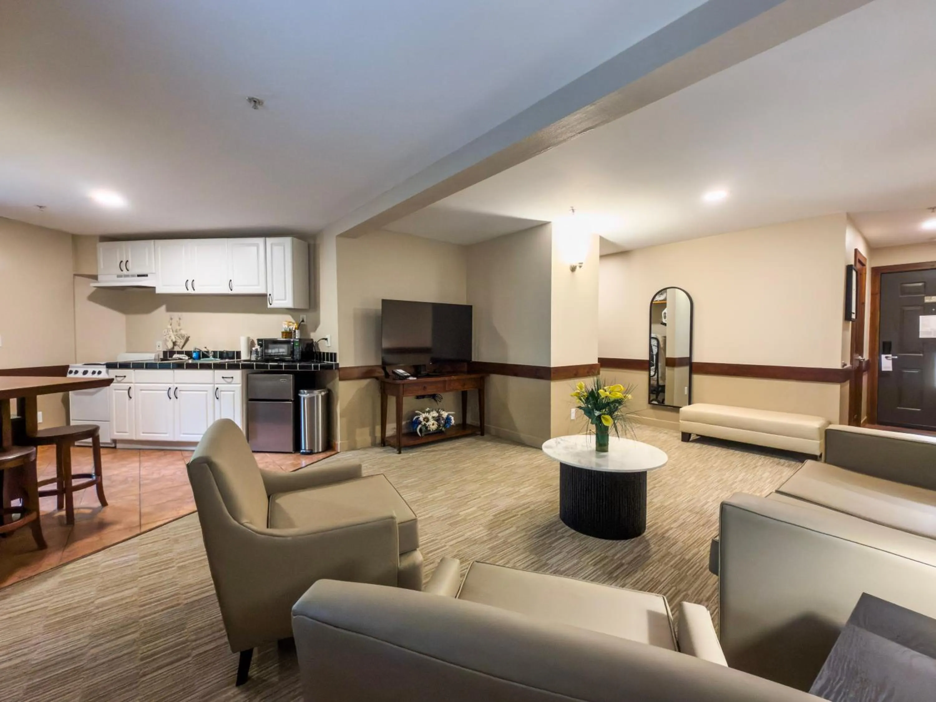 TV and multimedia in Carson Hot Springs Resort & Spa