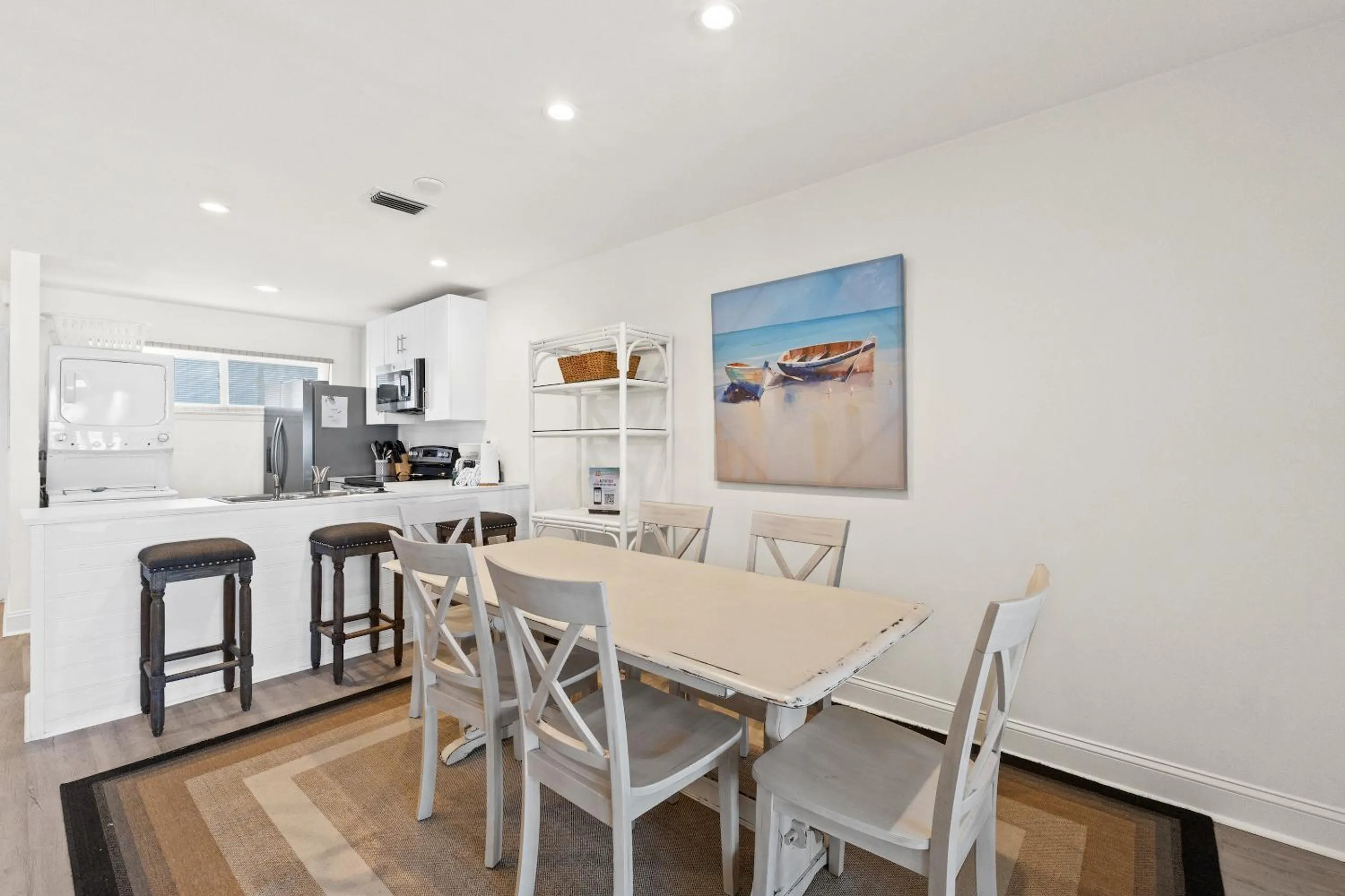 Kitchen or kitchenette in Premier Townhomes by Panhandle Getaways