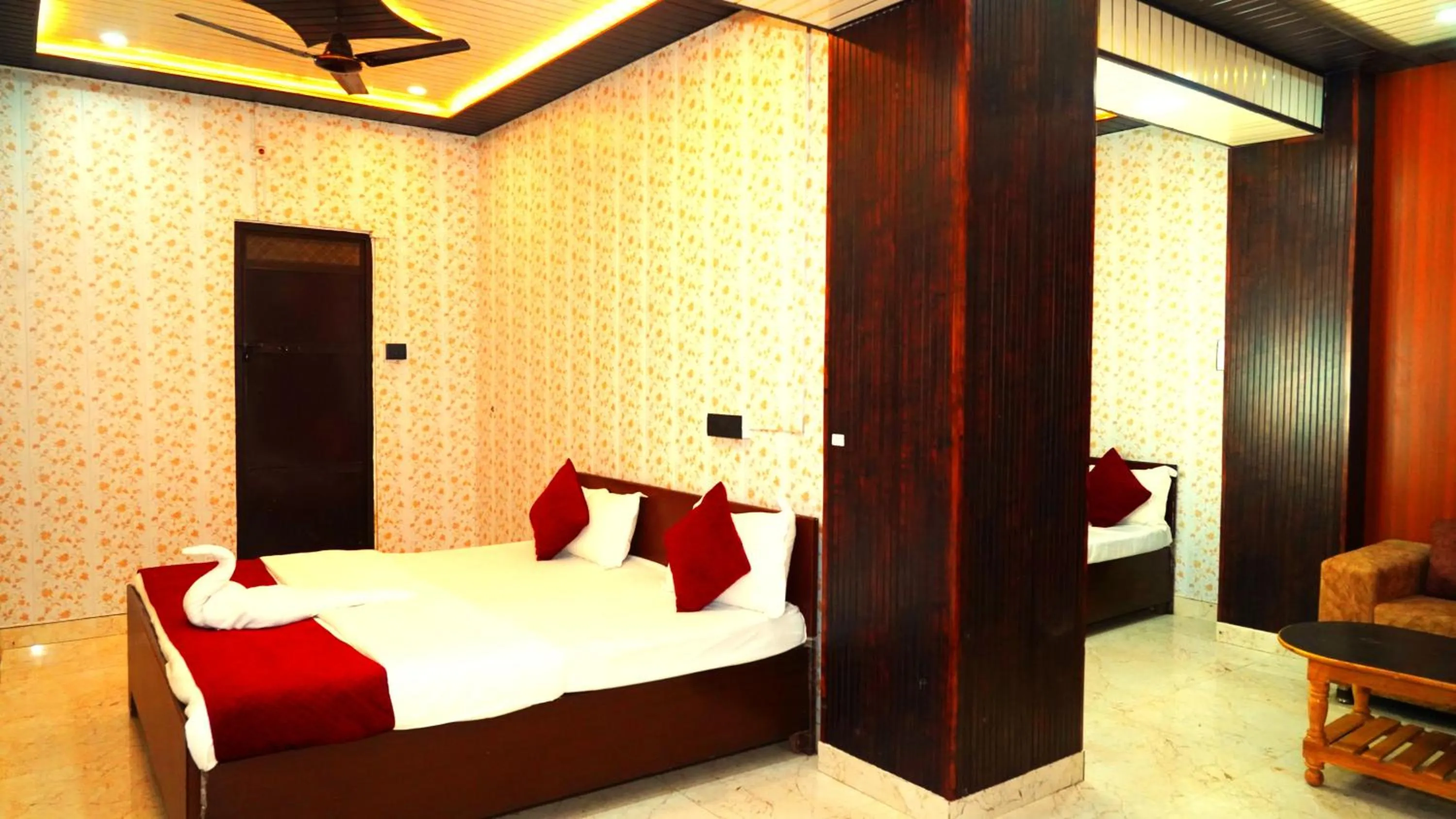 Hotel Ambassador Grand