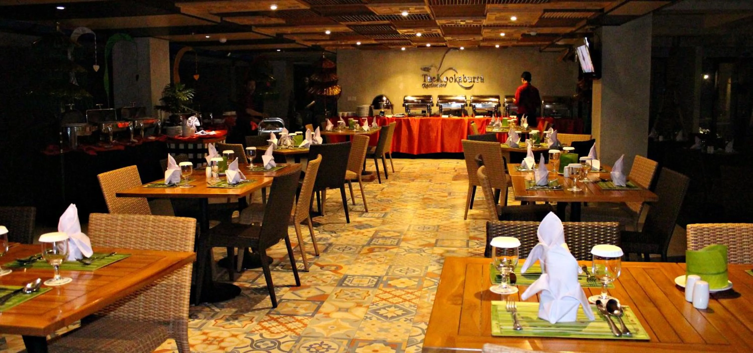 Restaurant/places to eat in Serela Legian by KAGUM Hotels
