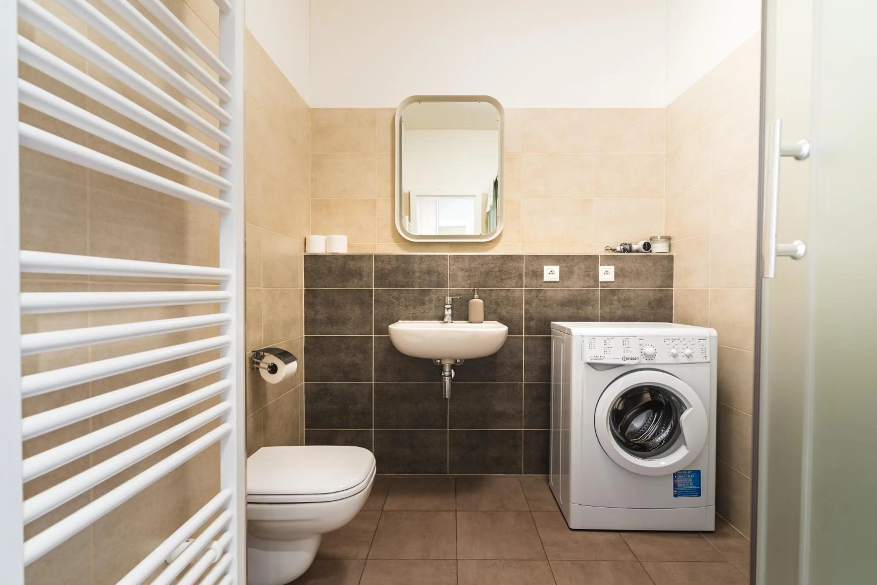 Bathroom in Charming & Cozy Ambiente Apartments