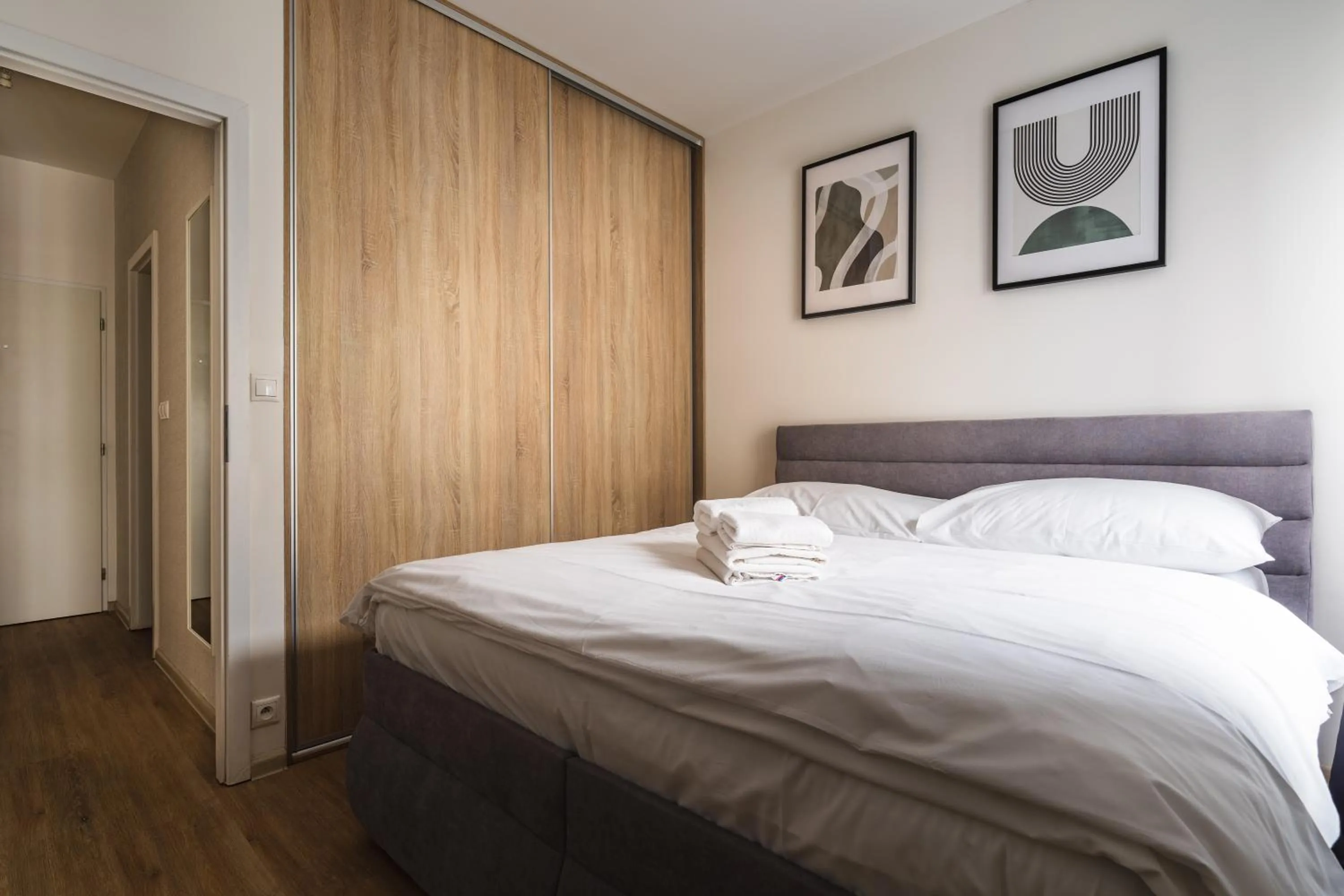 Bedroom, Bed in Charming & Cozy Ambiente Apartments