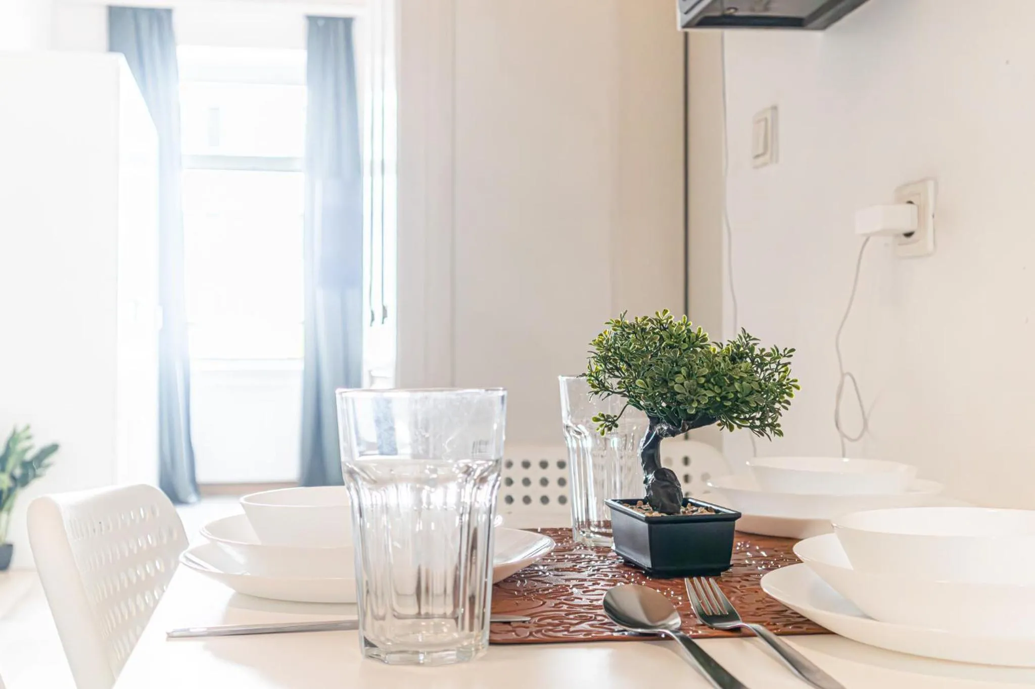 Neighboring 3 Apts,- Ideal for Families & Friends