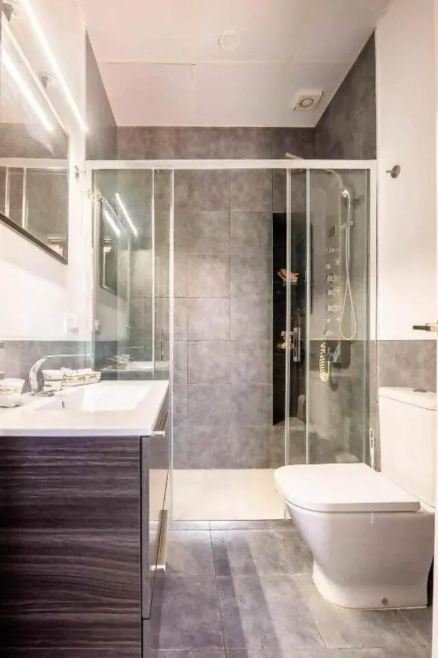 Alzhara Suites II Balcón Triana Torre Pelli