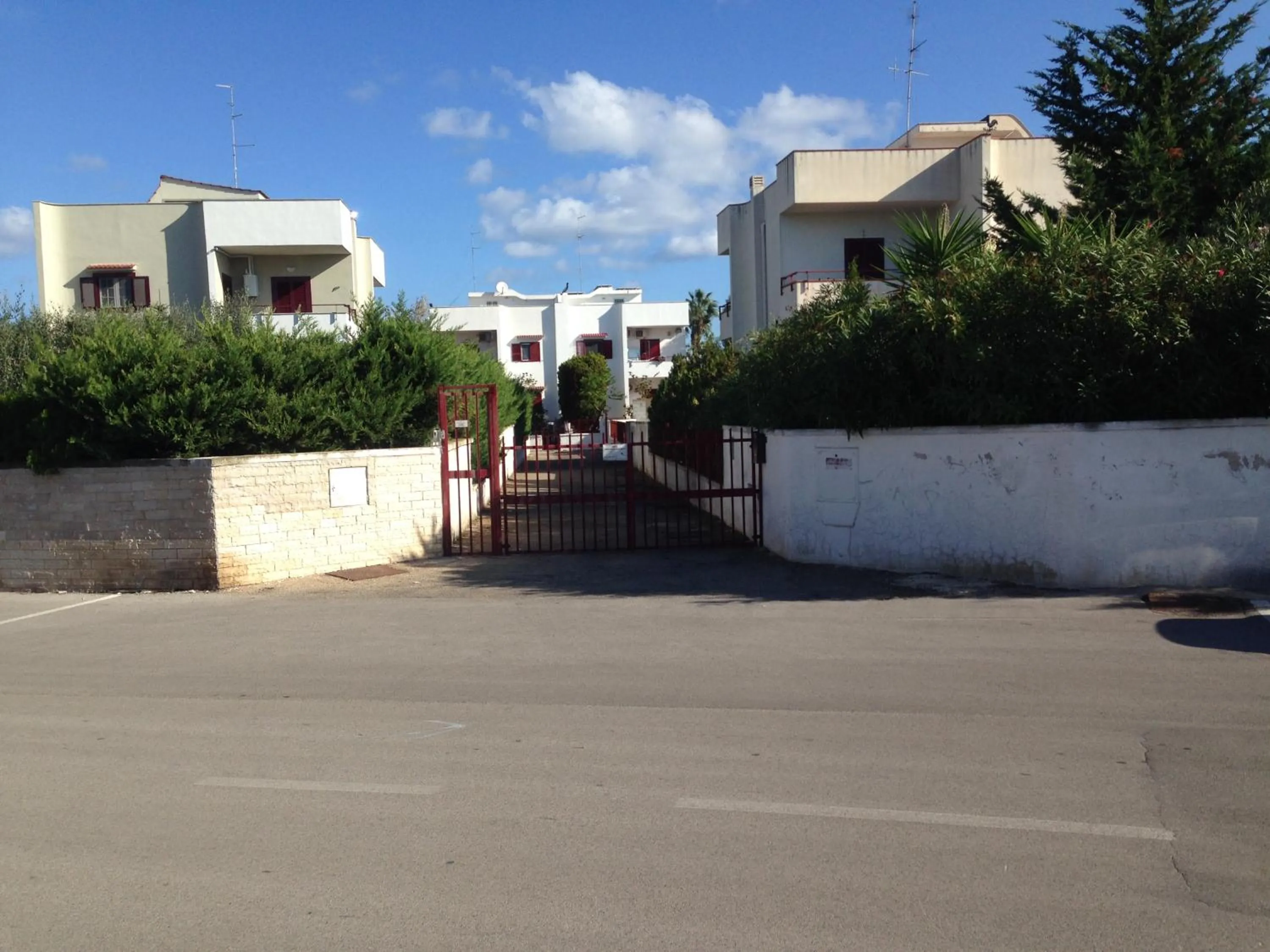 Facade/entrance in Annavi