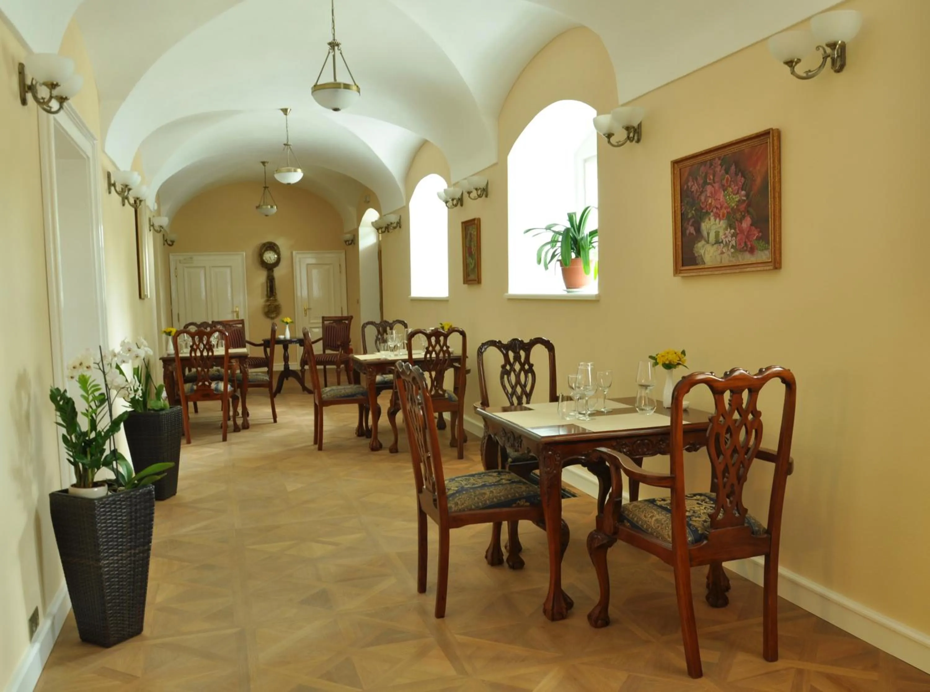 Restaurant/places to eat in Zámek Jeseník Nad Odrou