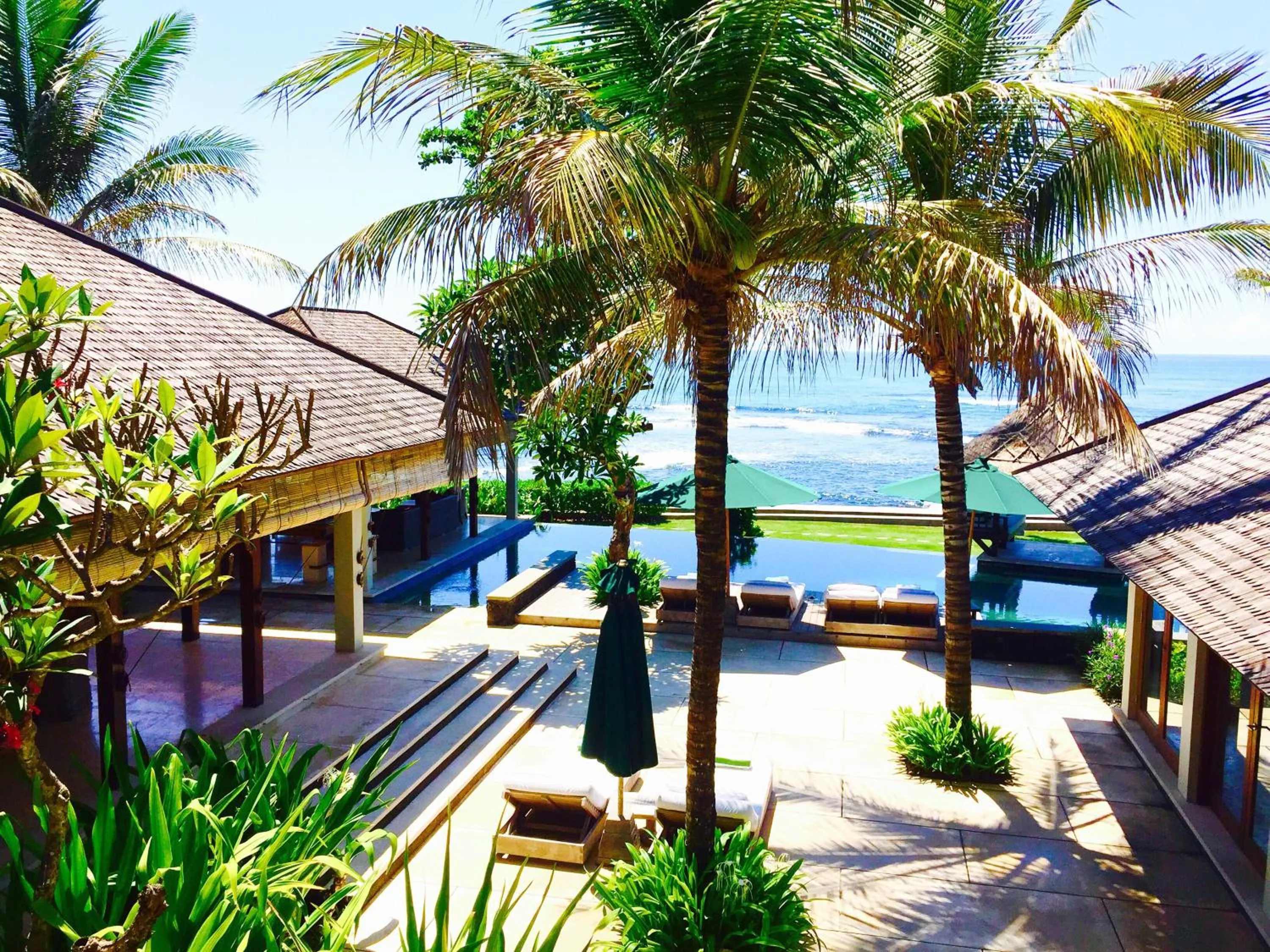 Beach in Anapuri Villas