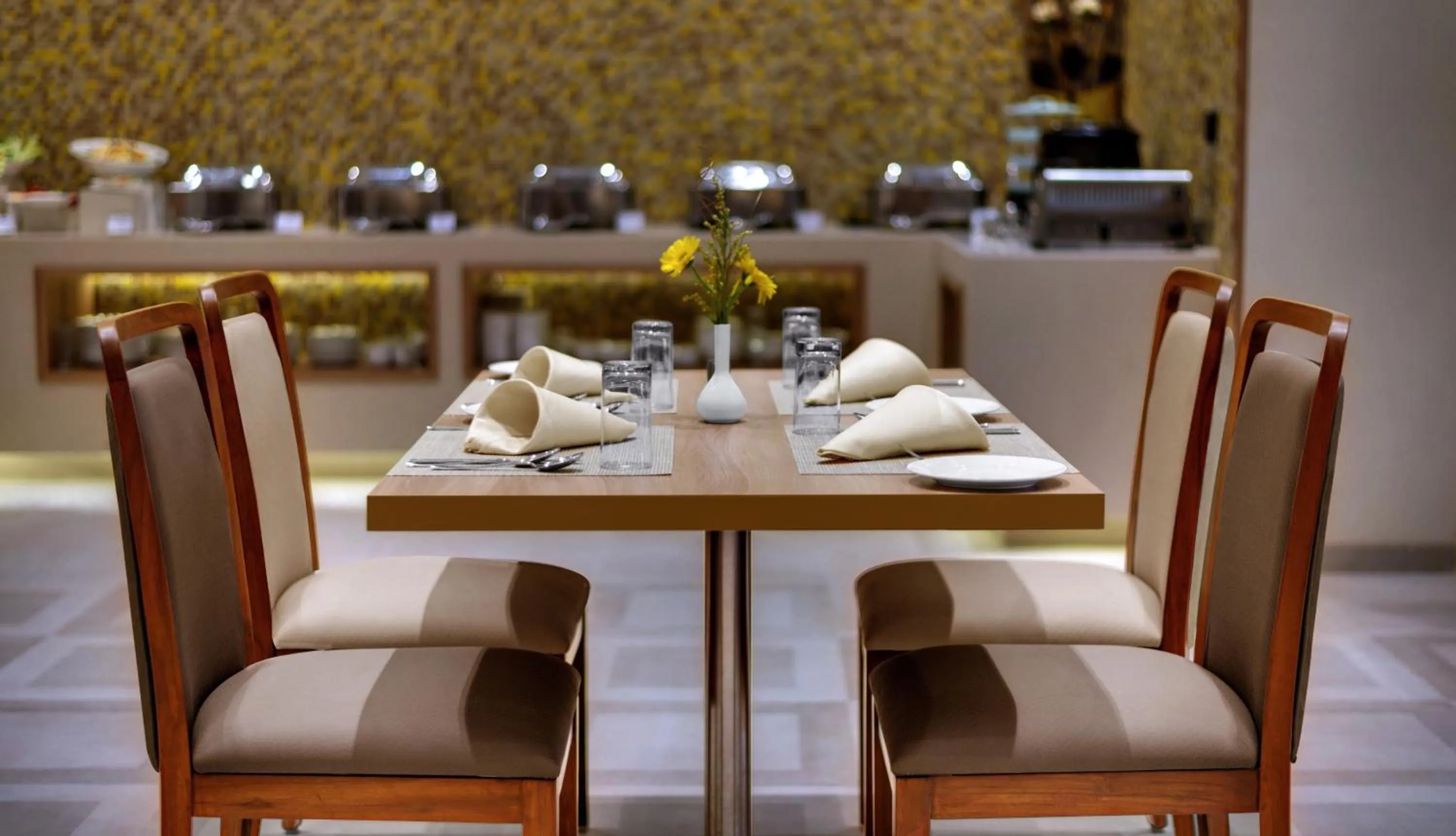 Restaurant/places to eat in Click Hotel Bhuj