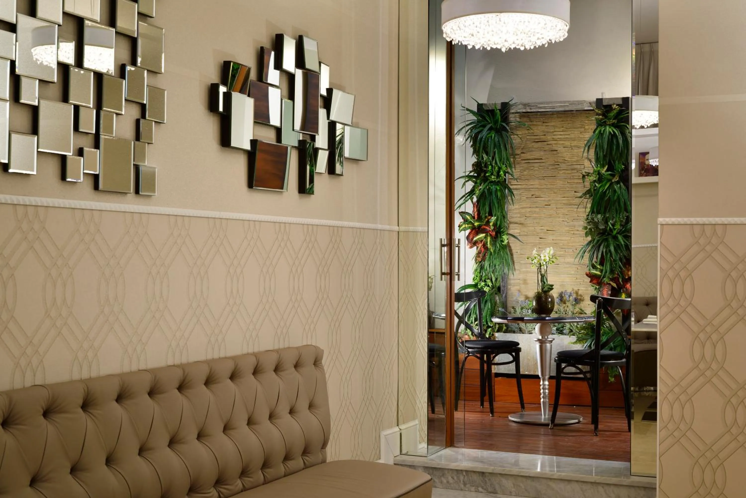 Communal lounge/ TV room in Lifestyle Suites Rome