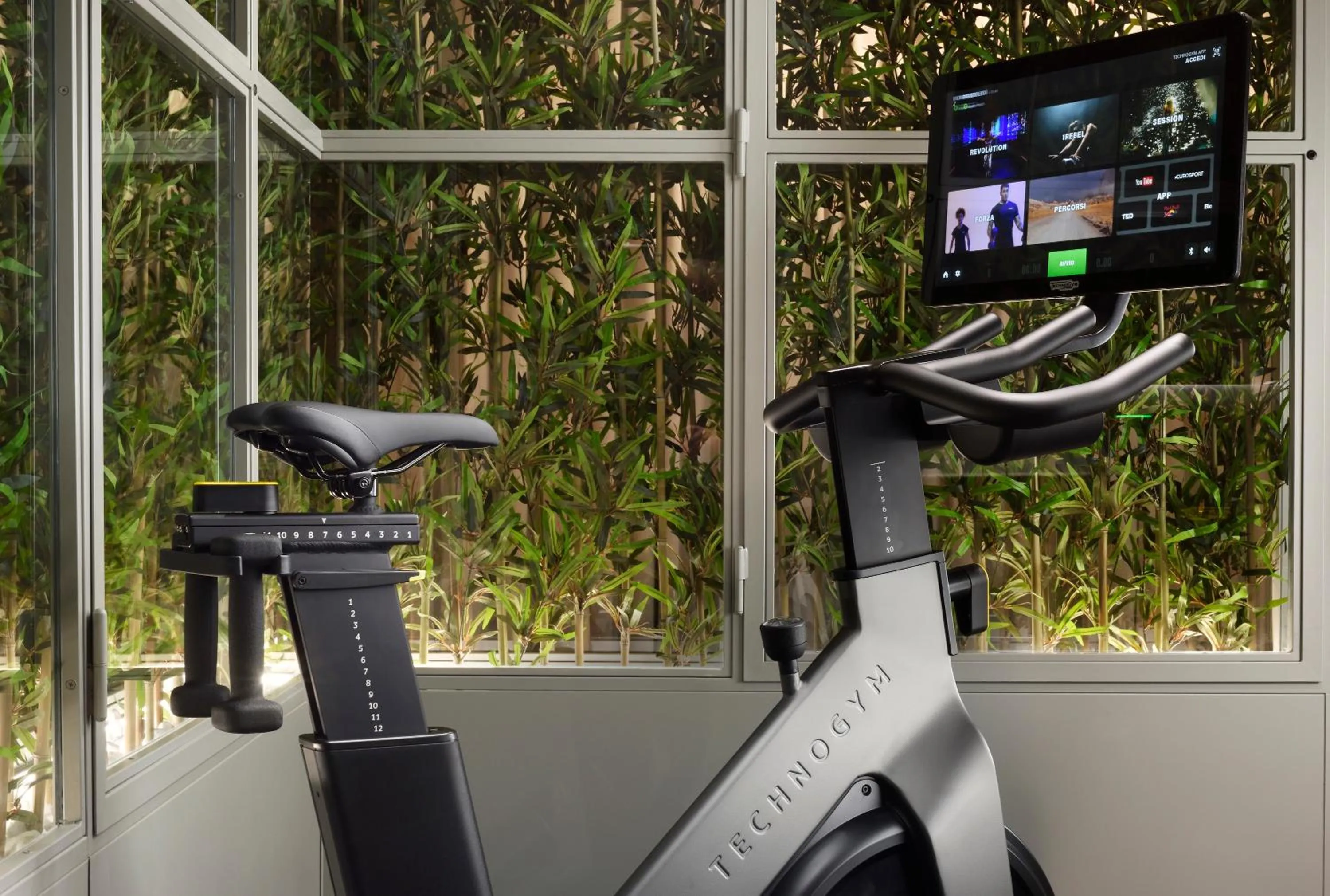 Fitness centre/facilities in Lifestyle Suites Rome