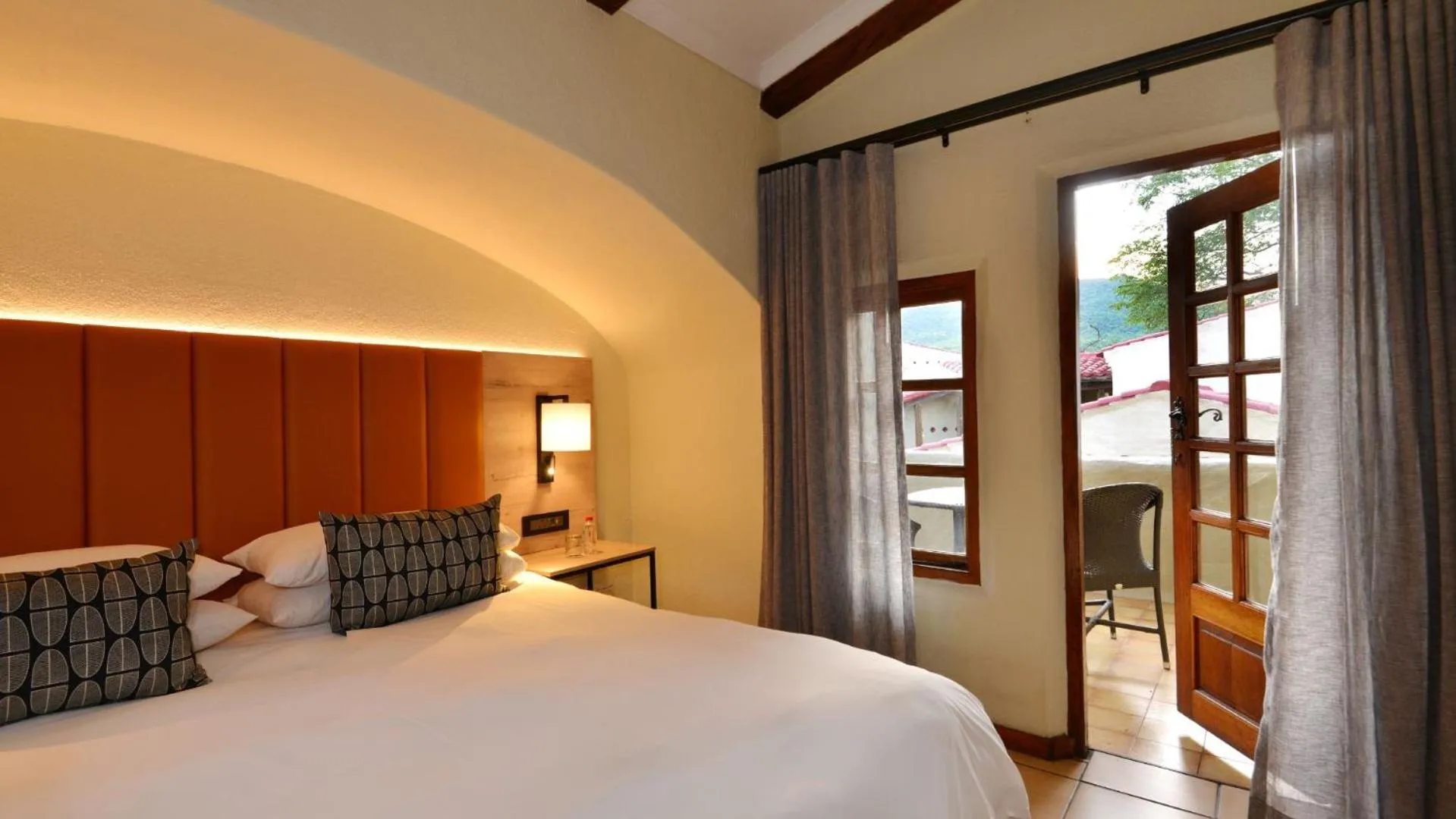 Bed in ANEW Resort Hazyview Kruger Park