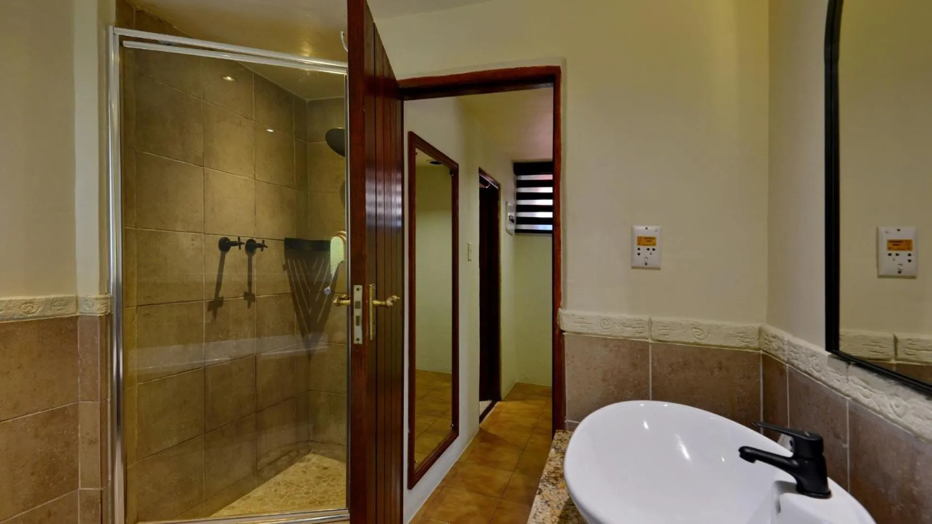 Shower in ANEW Resort Hazyview Kruger Park