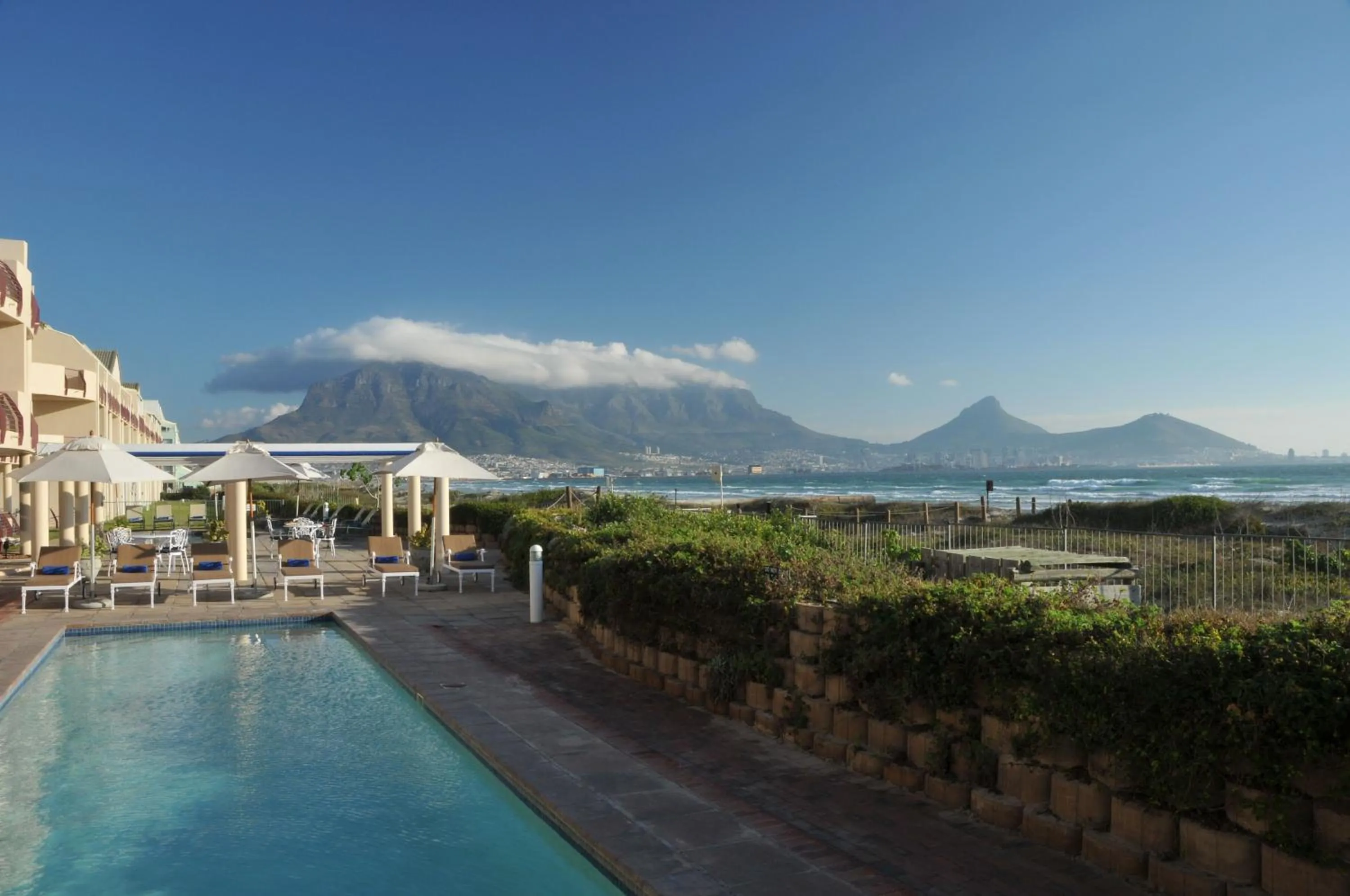 Property building in Cape Town Beachfront Apartments at Leisure Bay