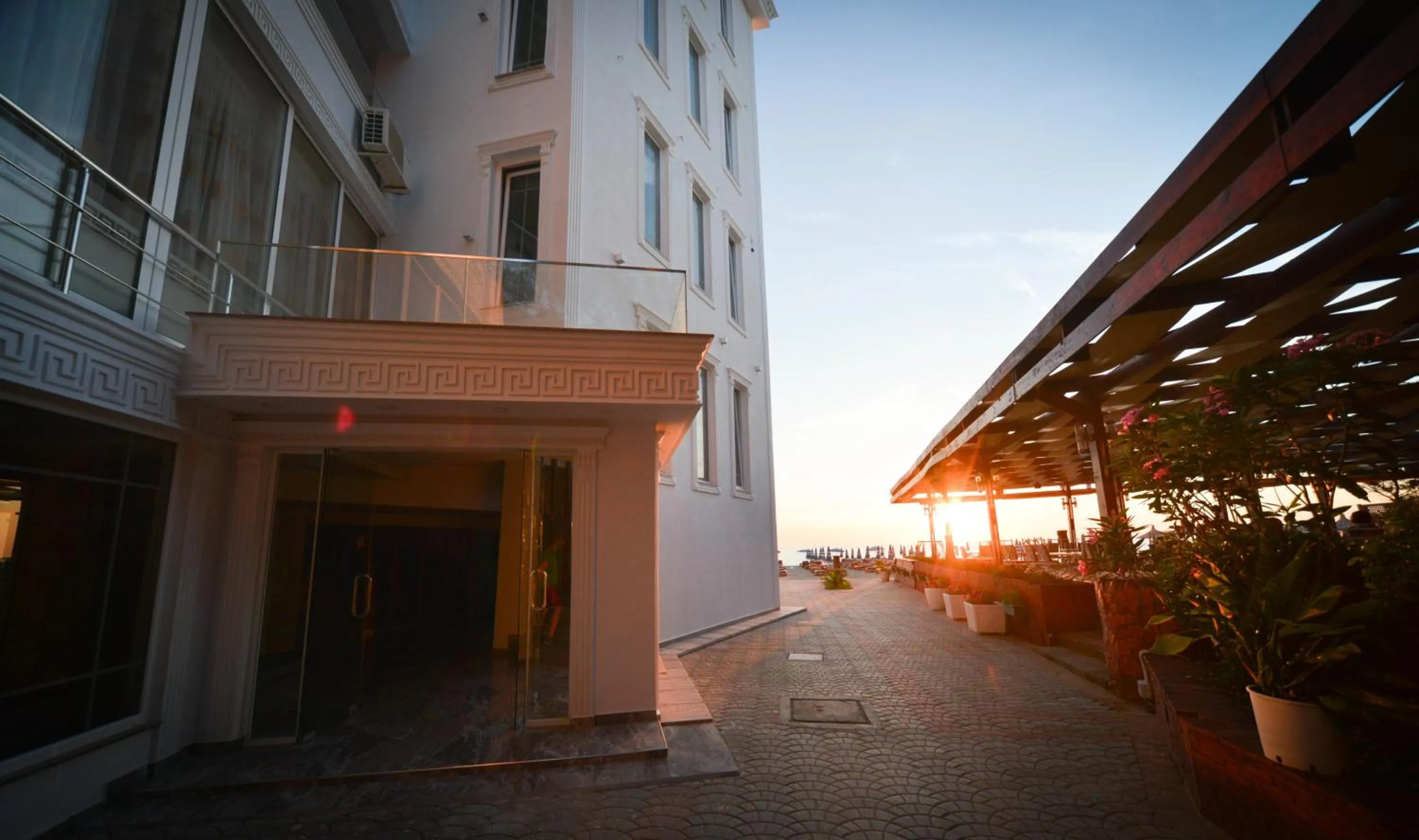 Sunset in Hotel Elesio