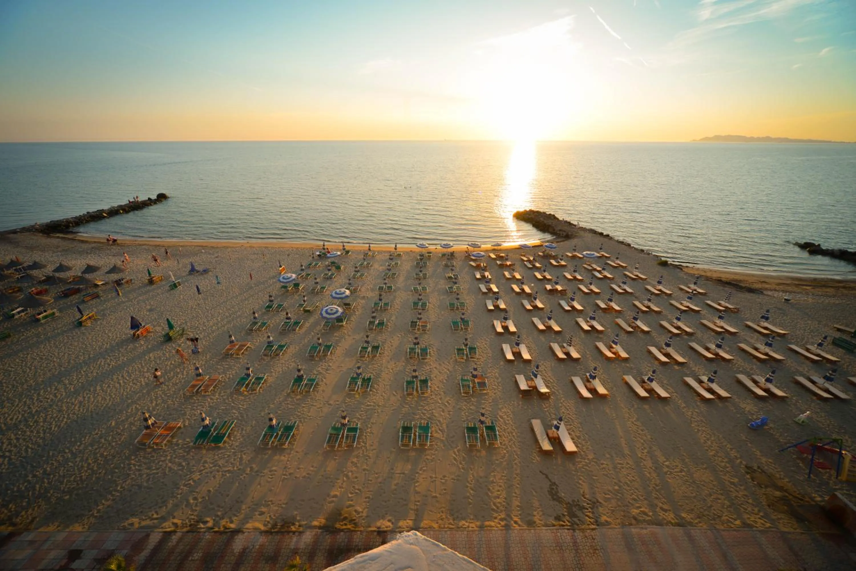 Beach in Hotel Elesio