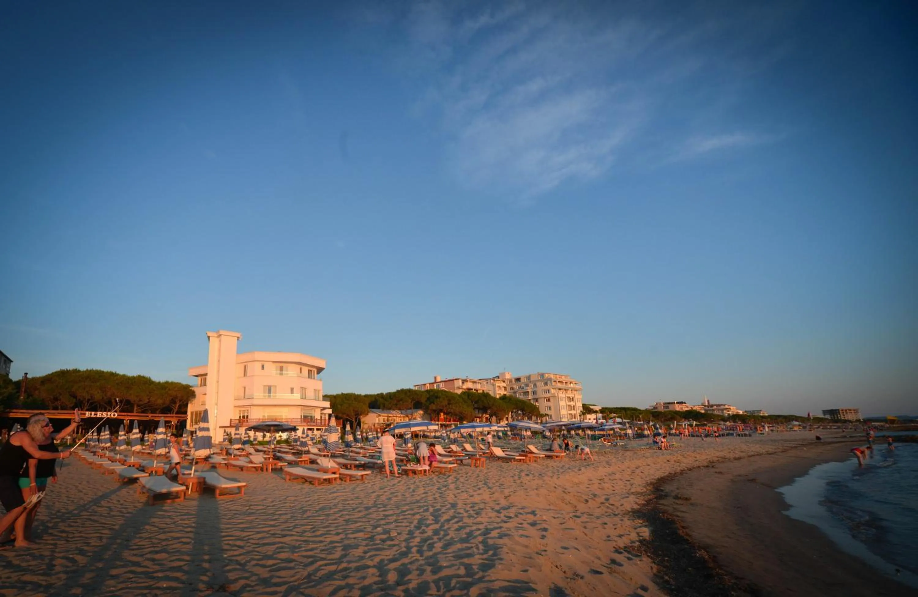 Beach in Hotel Elesio