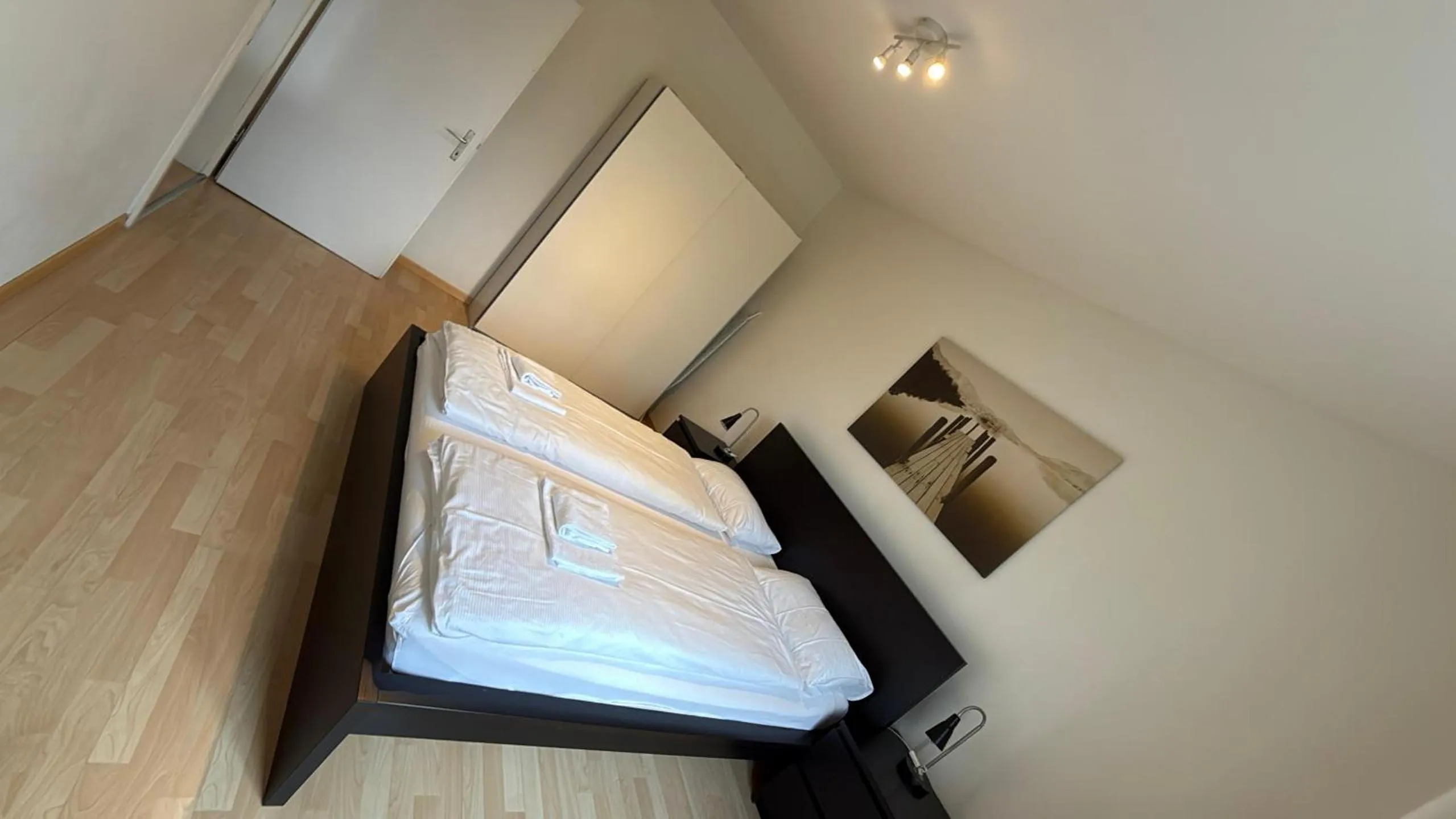 Bed in HITrental Stauffacher Apartments