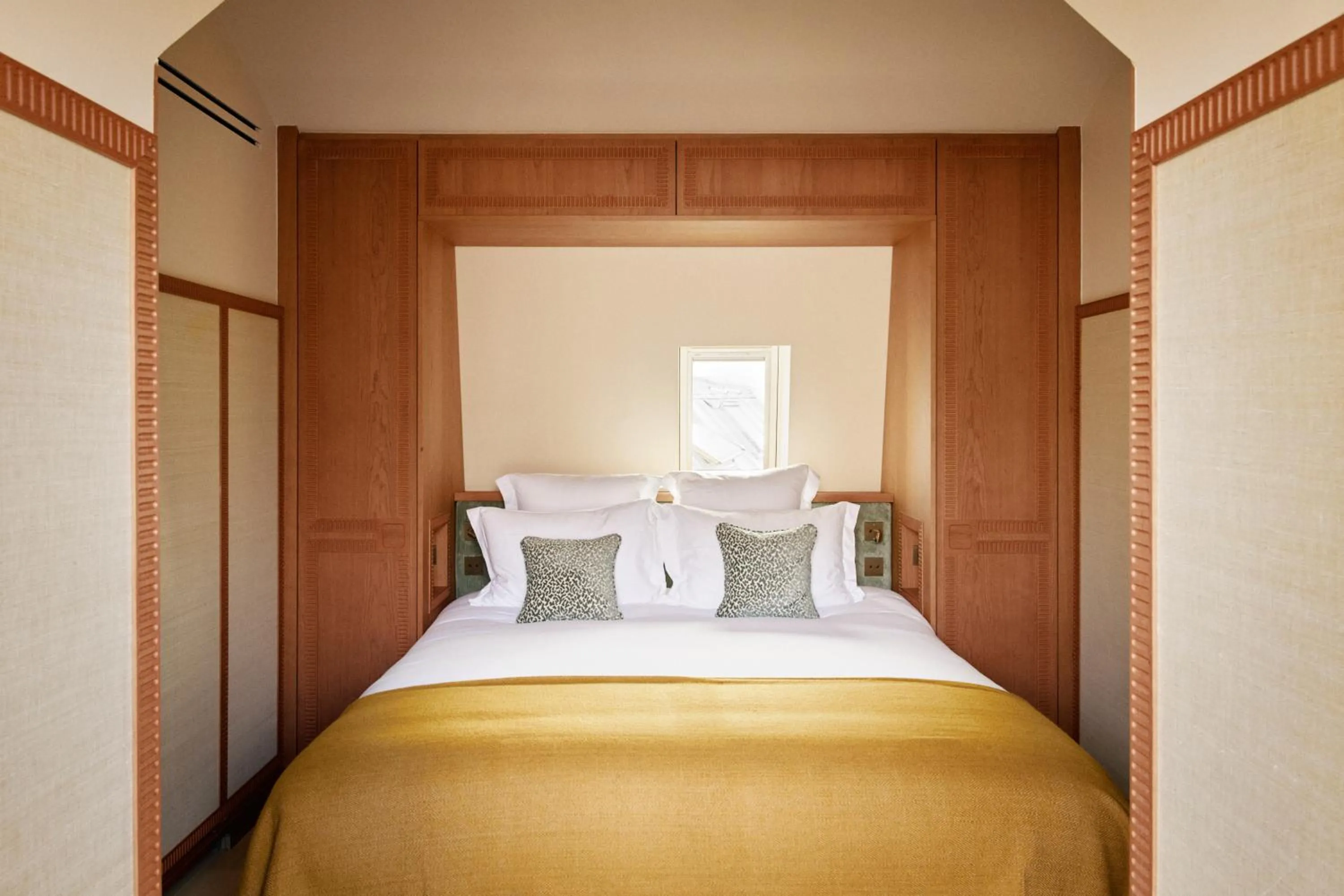 Bed in HIGHSTAY Maisons - Vintimille