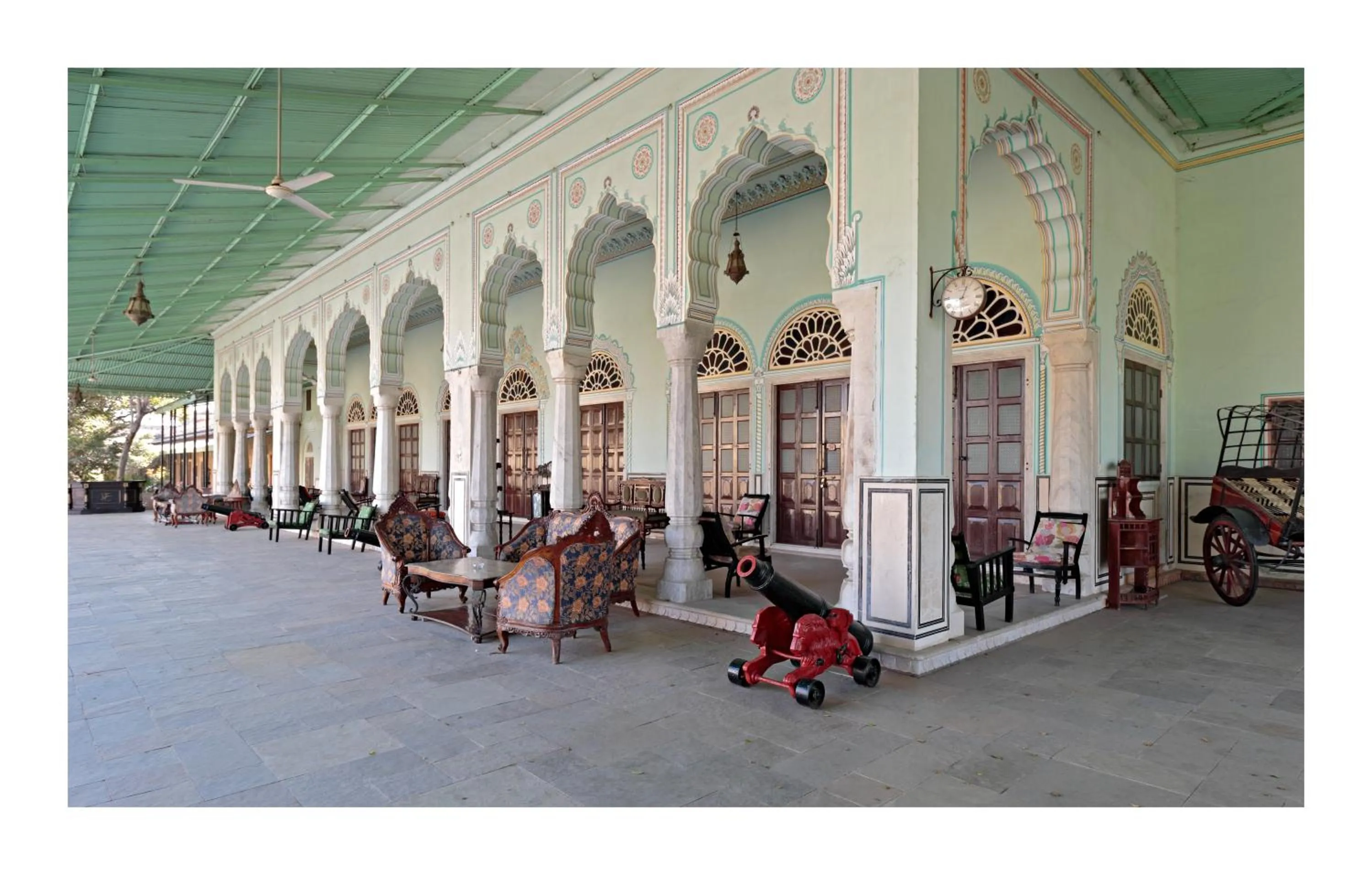 Inner courtyard view in Castle Kanota