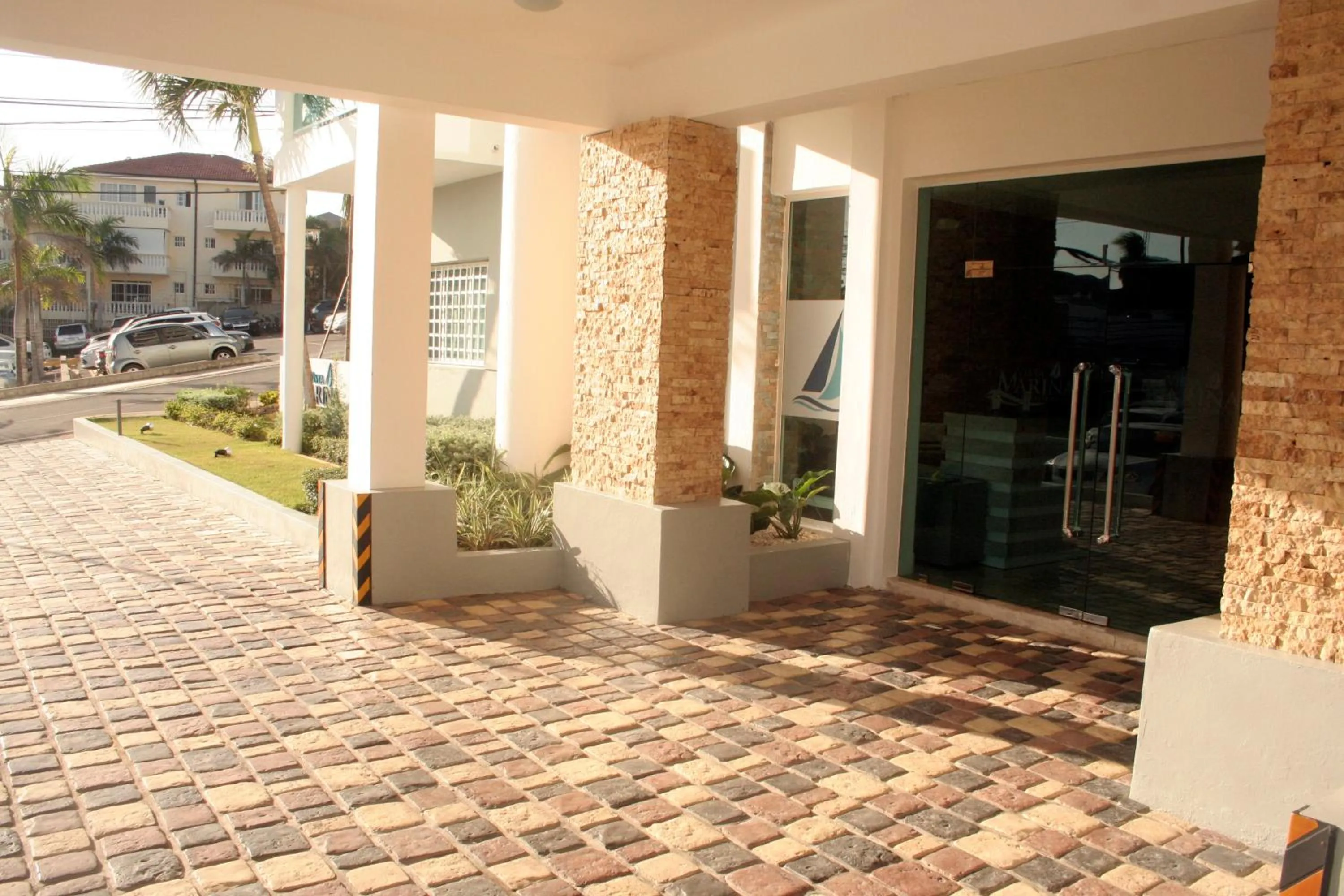 Facade/entrance in Vista Marina Residence