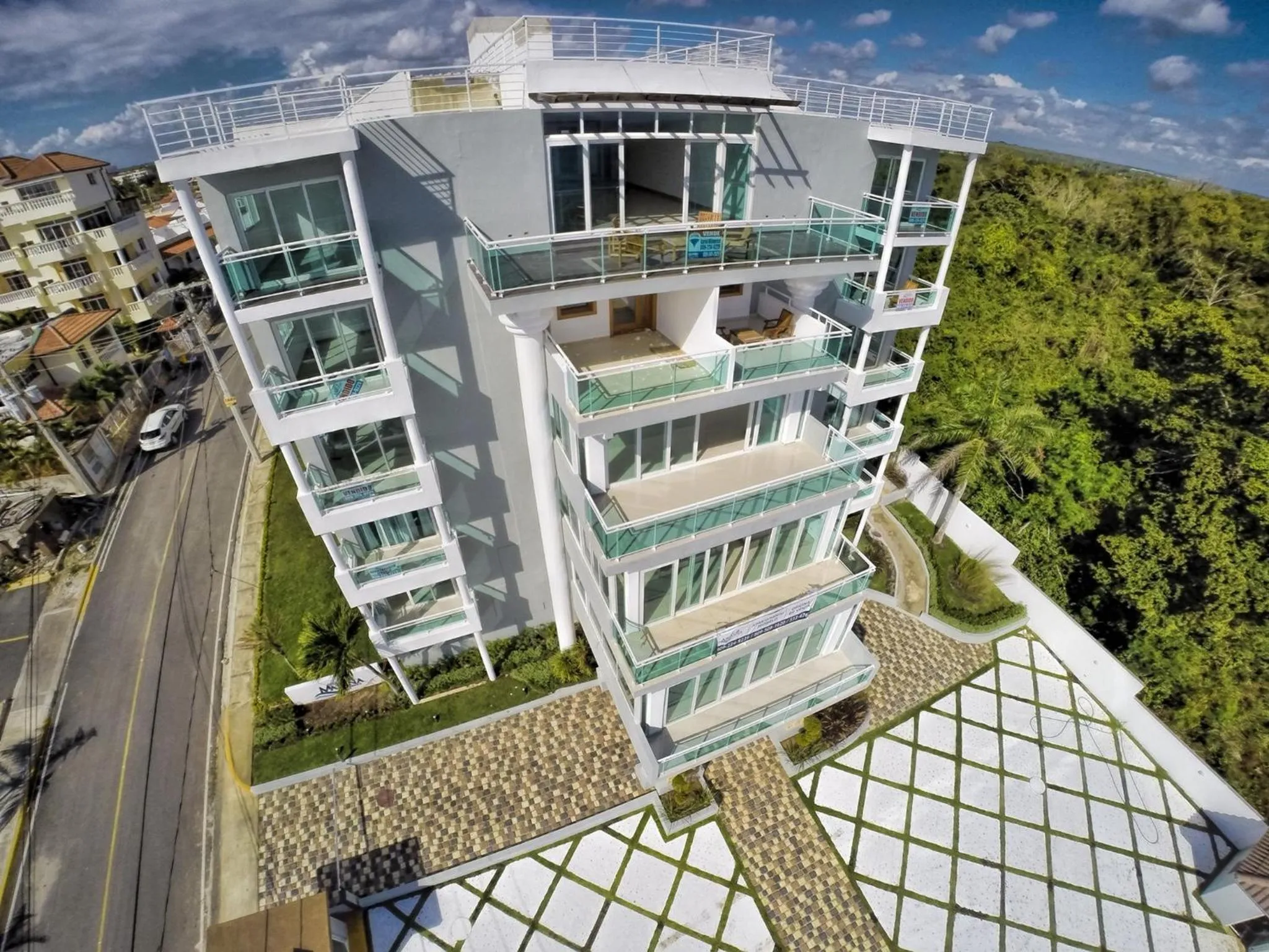 Bird's eye view in Vista Marina Residence
