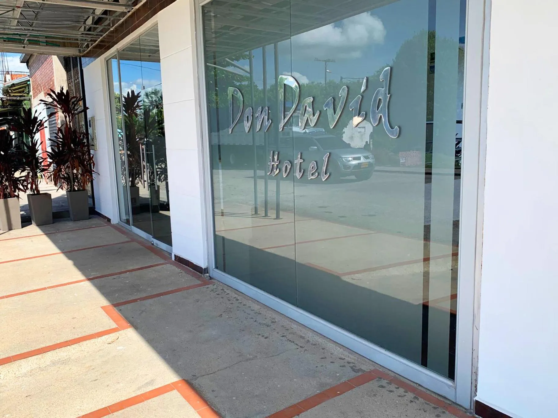 Facade/entrance in Don David Sabana Hotel