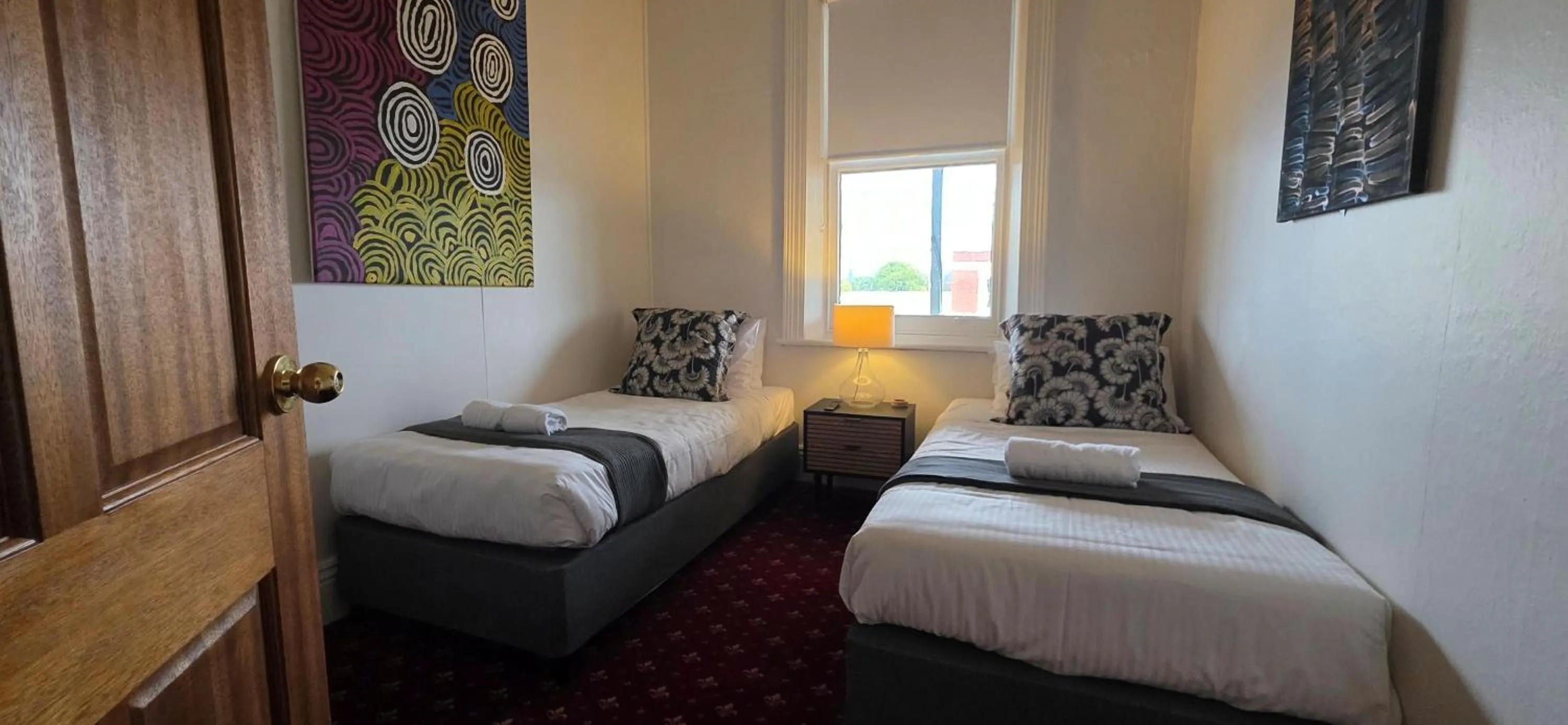 Bedroom, Bed in The Corner Hotel Alexandra