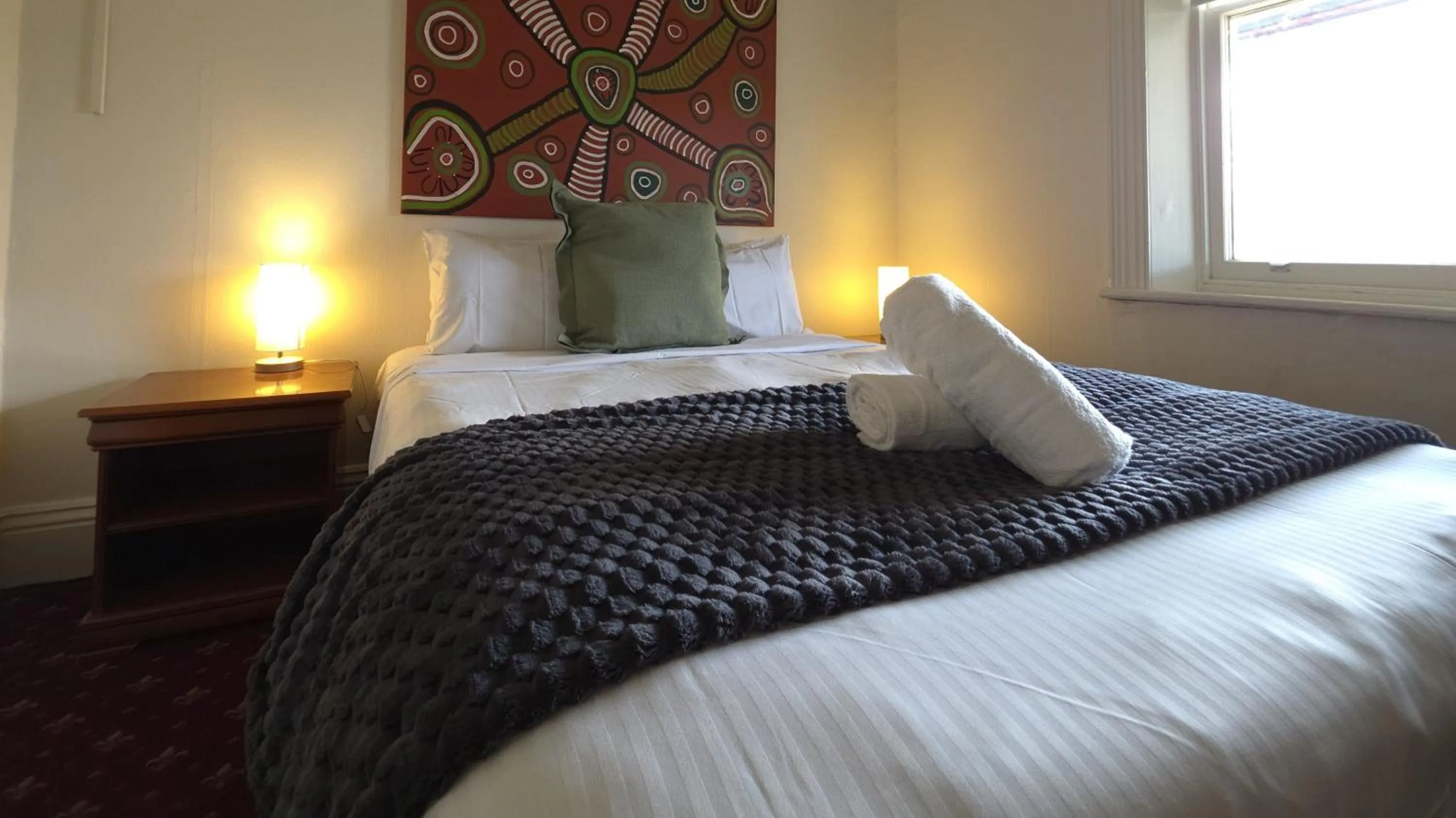 Bedroom, Bed in The Corner Hotel Alexandra