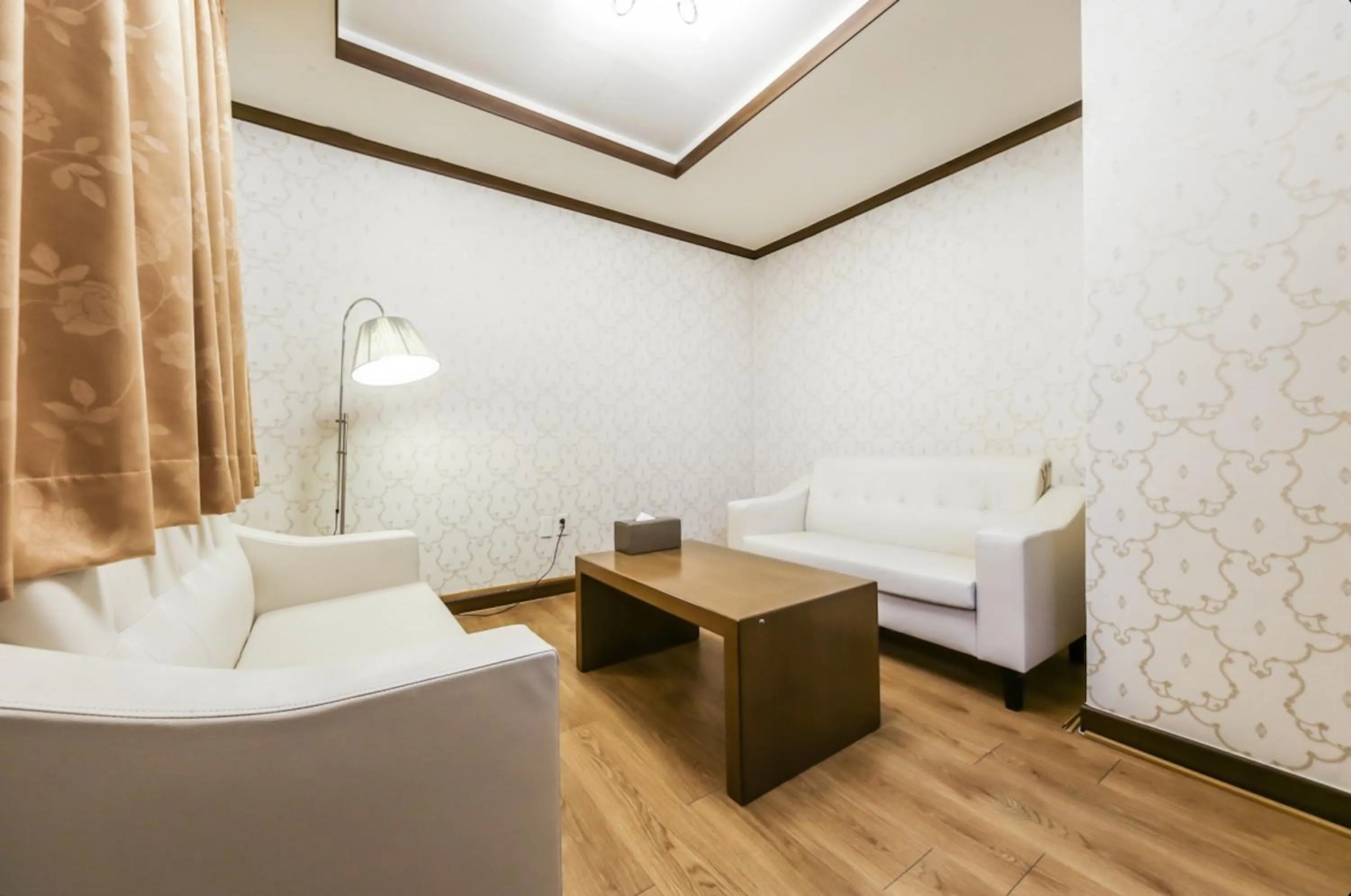 Modern Business Hotel