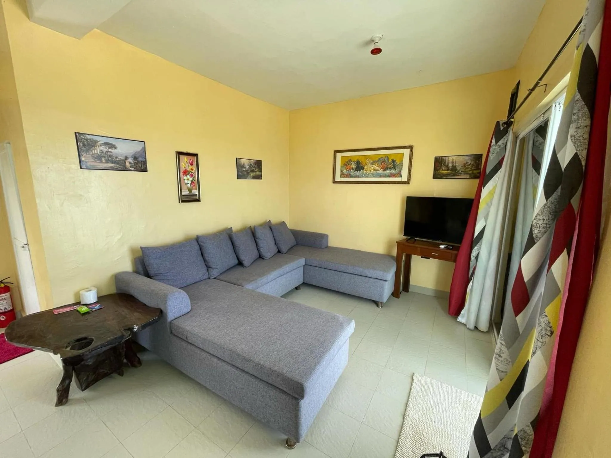 Living room in Whitesands Beach Resort