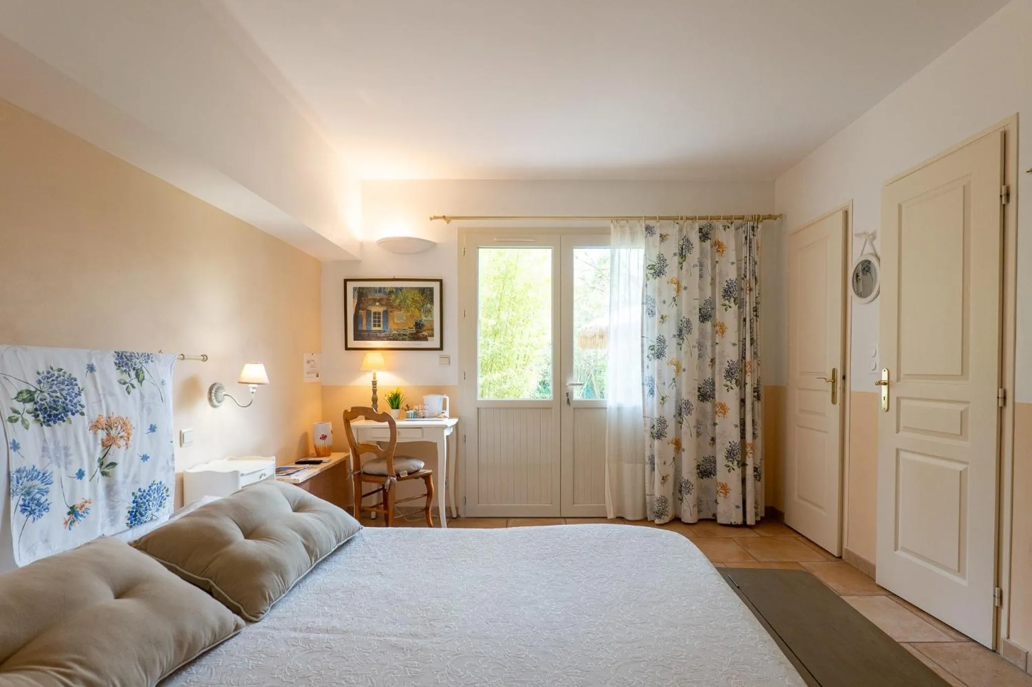Property building, Bed in Le Mas Du Loup