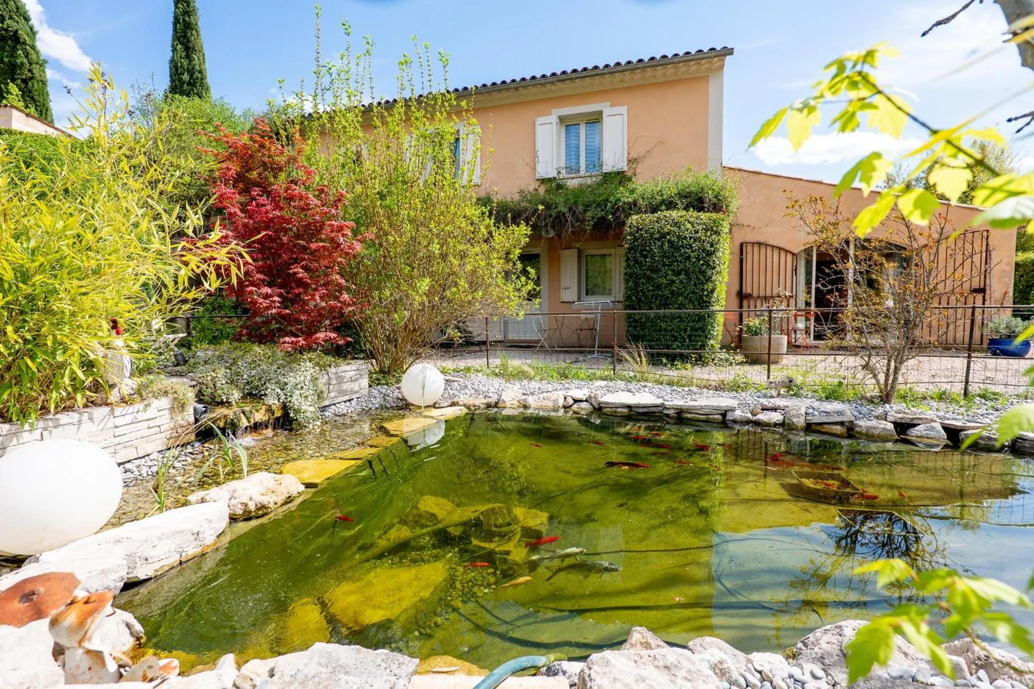 Property building in Le Mas Du Loup