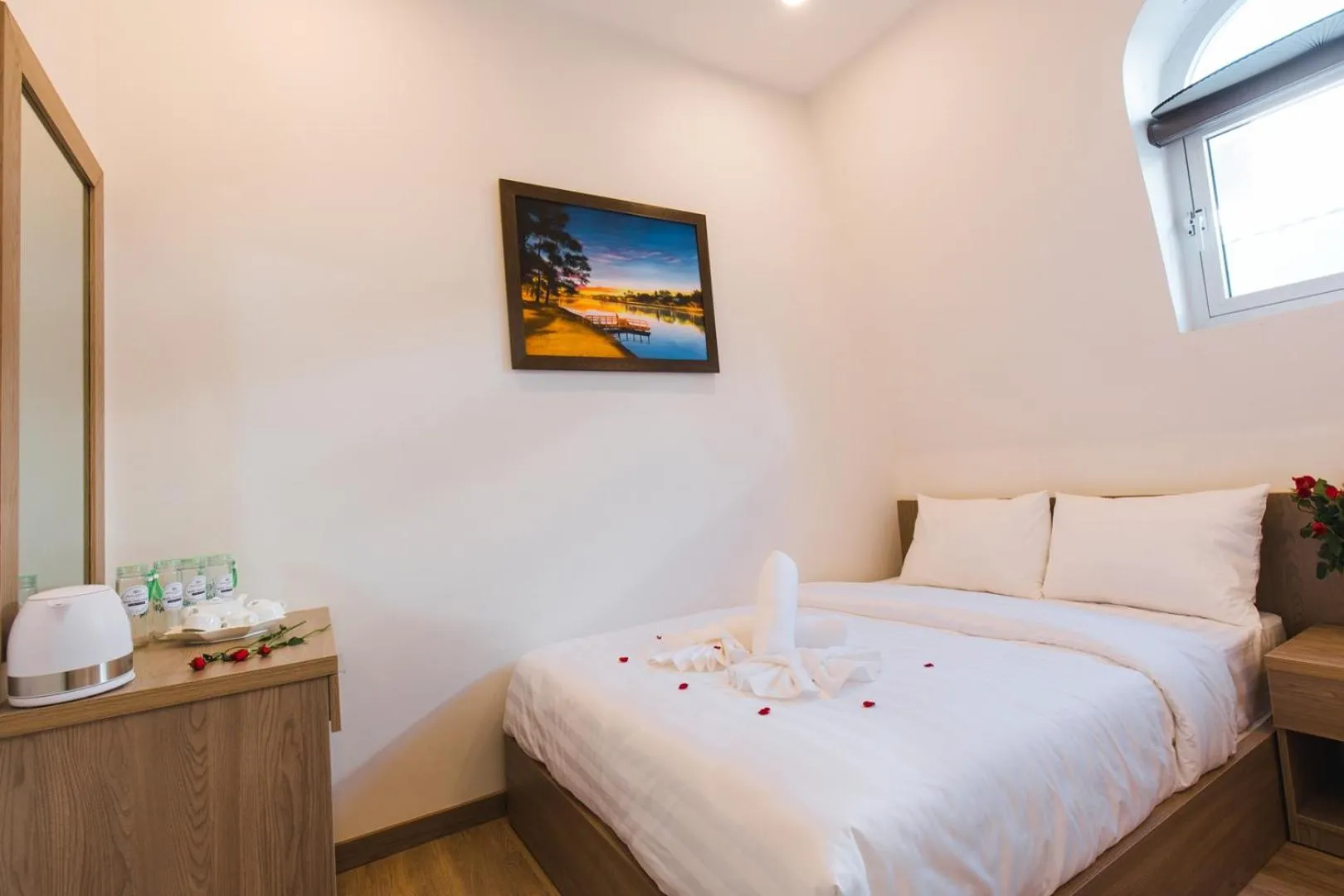 Bed in Ami Hotel Dalat