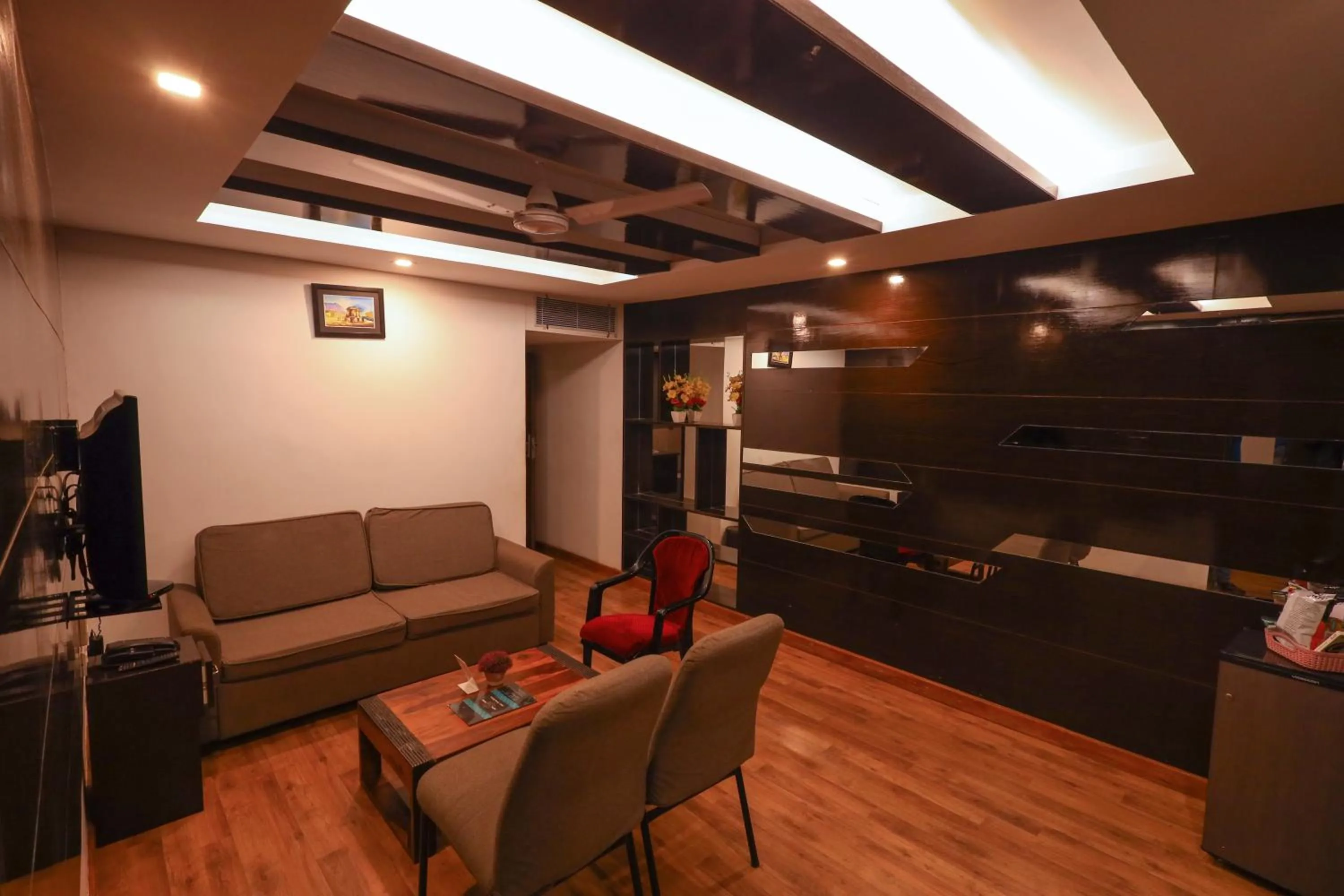 Hotel PVK Grand Dindigul