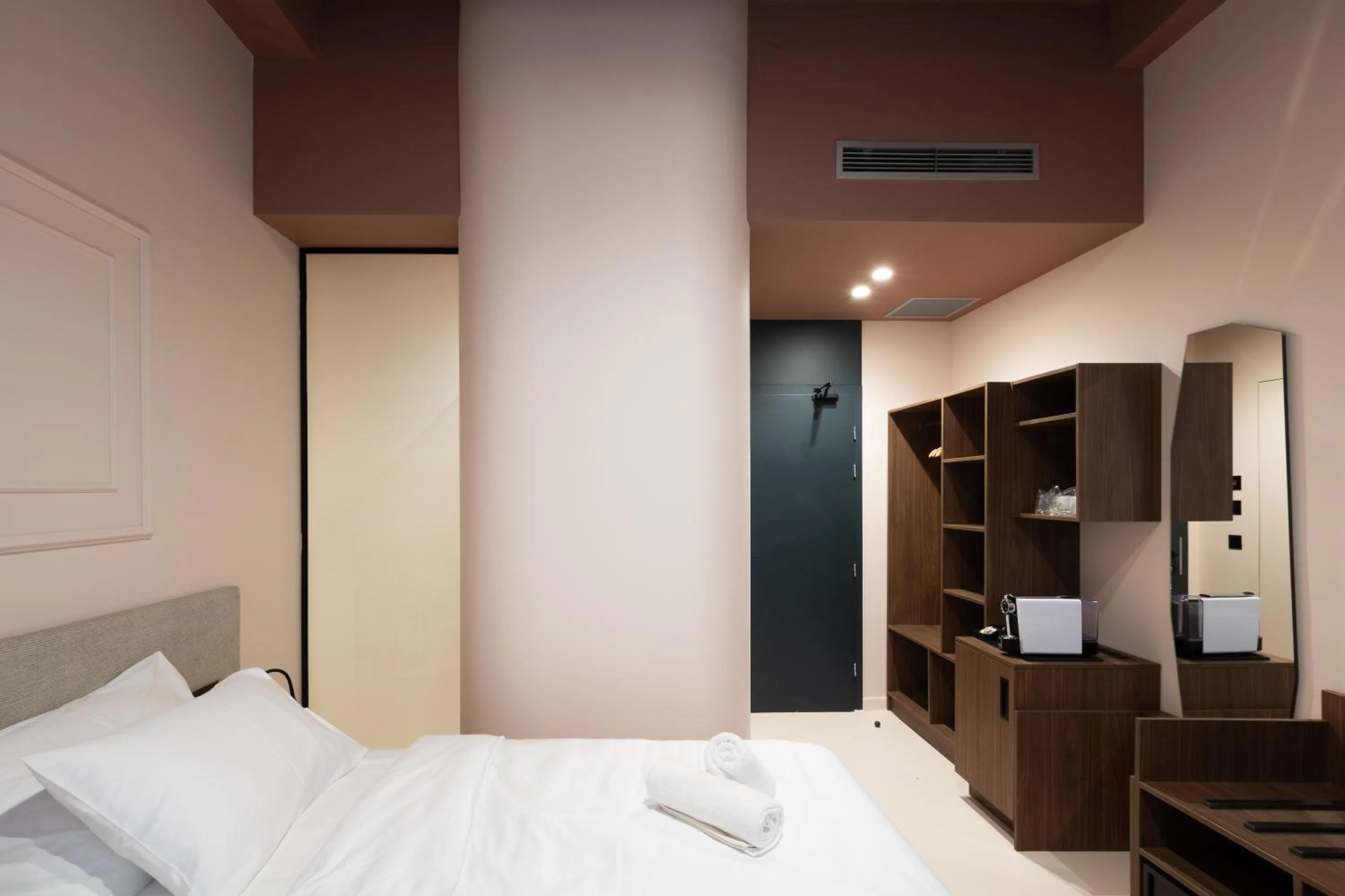 Bed in Boutique Hotel OPERA